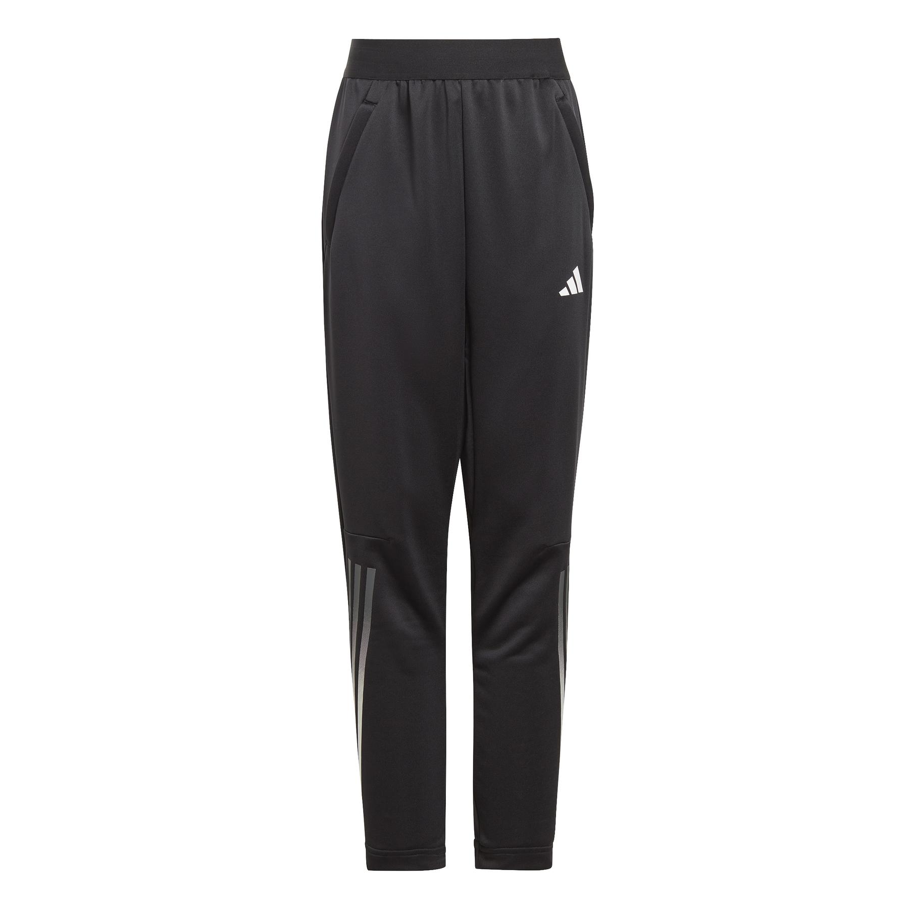 product/2/0/2025_09_adidas_ij6413_2_apparel_photography_front_center_view_white.jpg