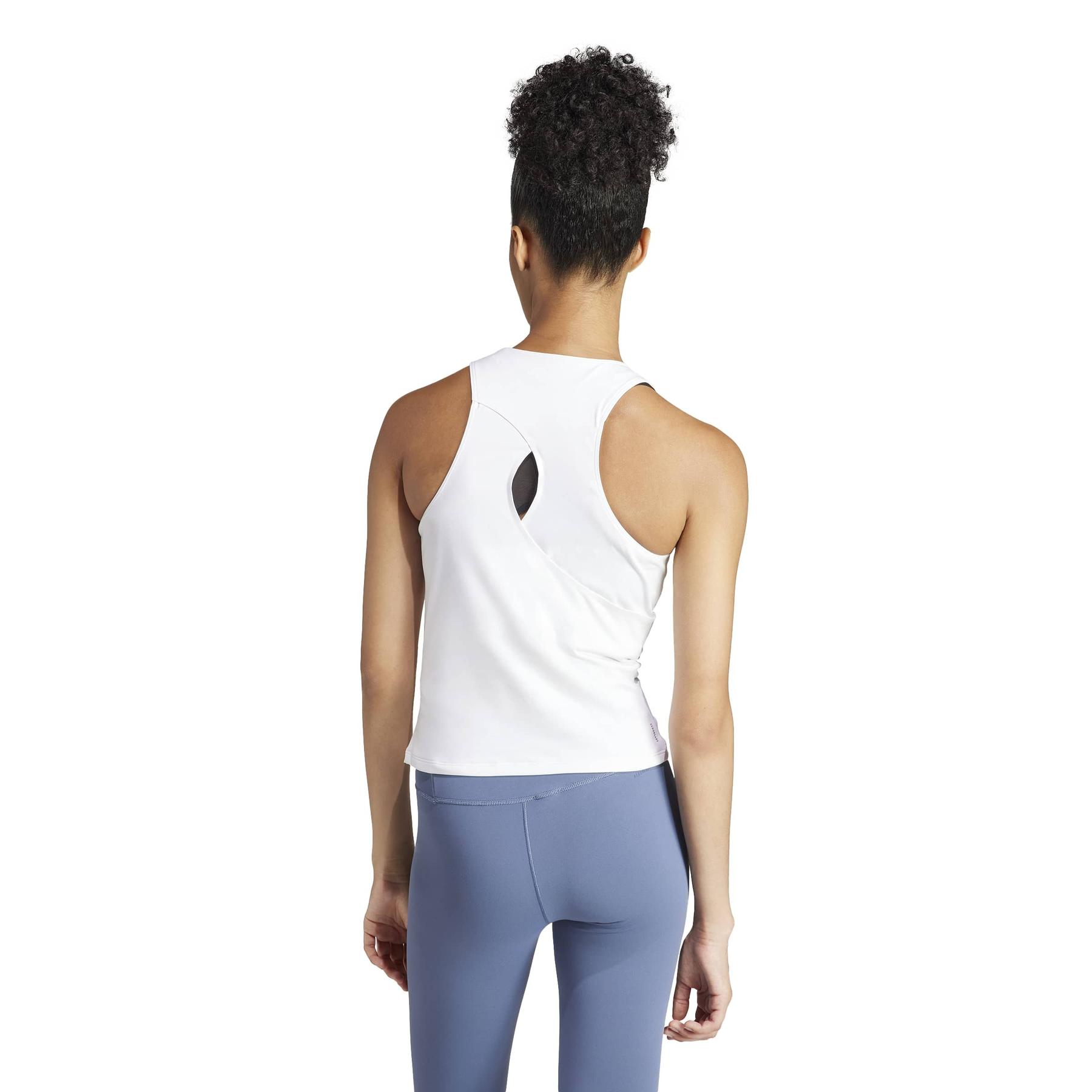 product/2/0/2025_09_adidas_is0839_5_apparel_on_model_back_view_white.jpg