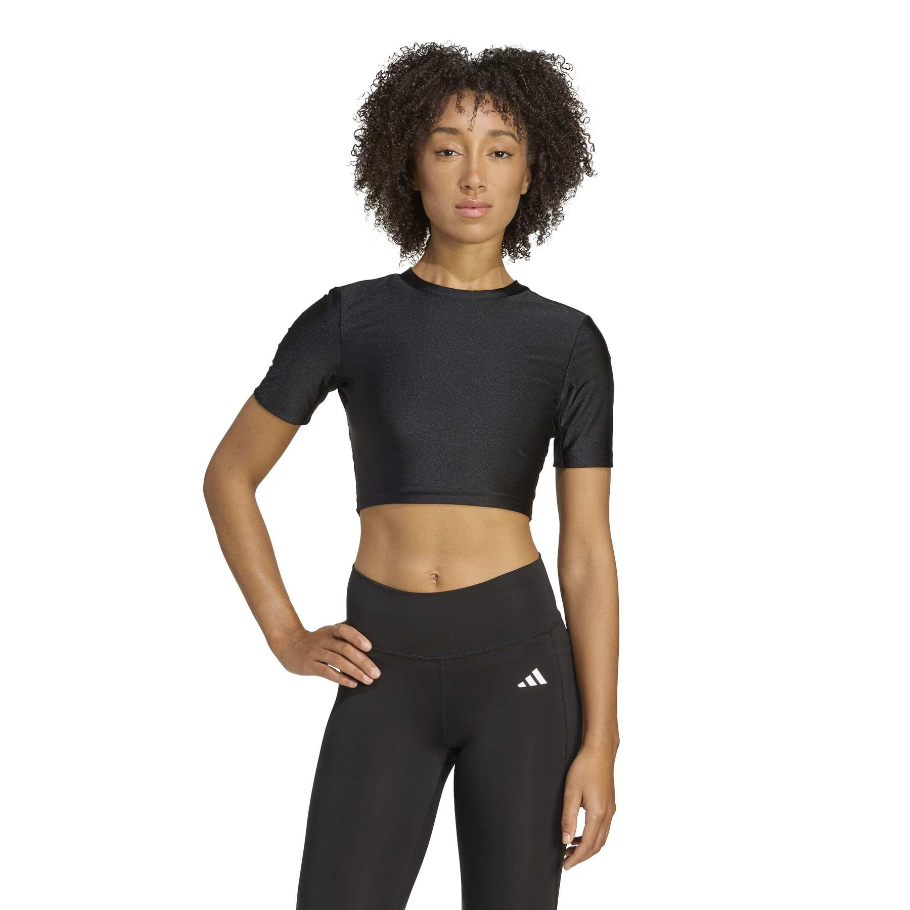 product/2/0/2025_09_adidas_jn2645_2_apparel_on_model_standard_view_white.jpg