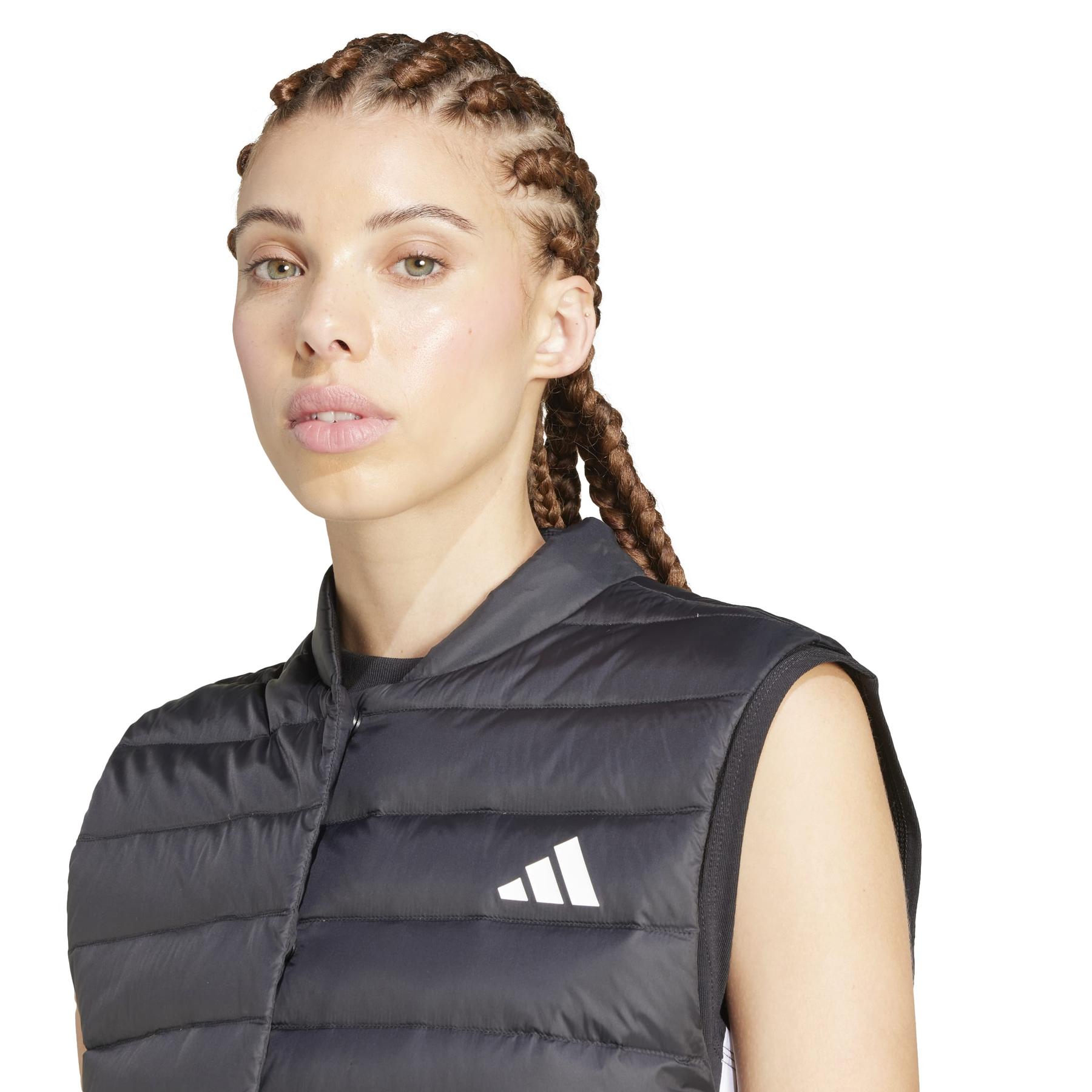 2/0/2025_adidas_jd1089_5_apparel_on_model_detail_view_1_white.jpg