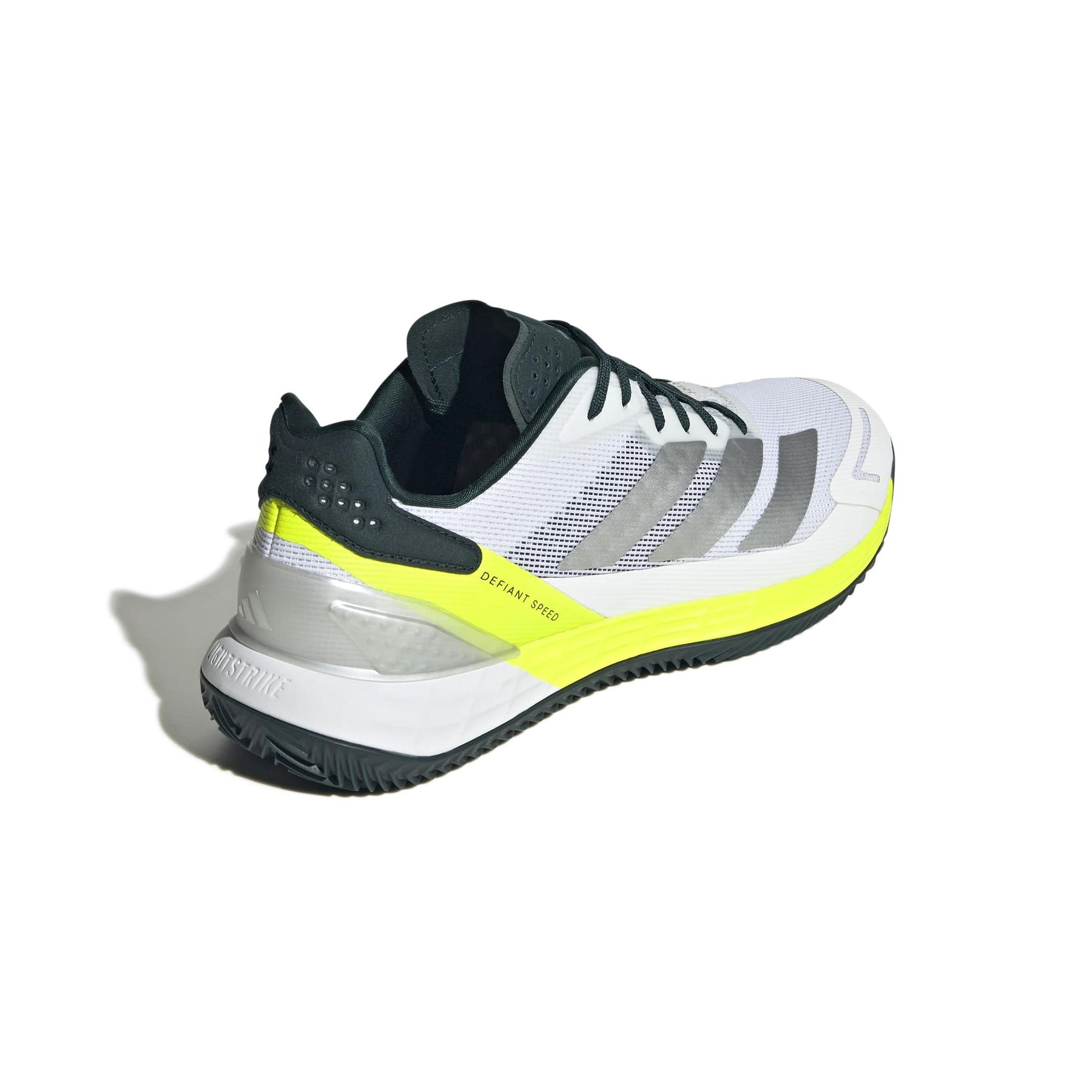 product/2/0/2025_adidas_jh5140_7_footwear_photography_back_lateral_top_view_white.jpg