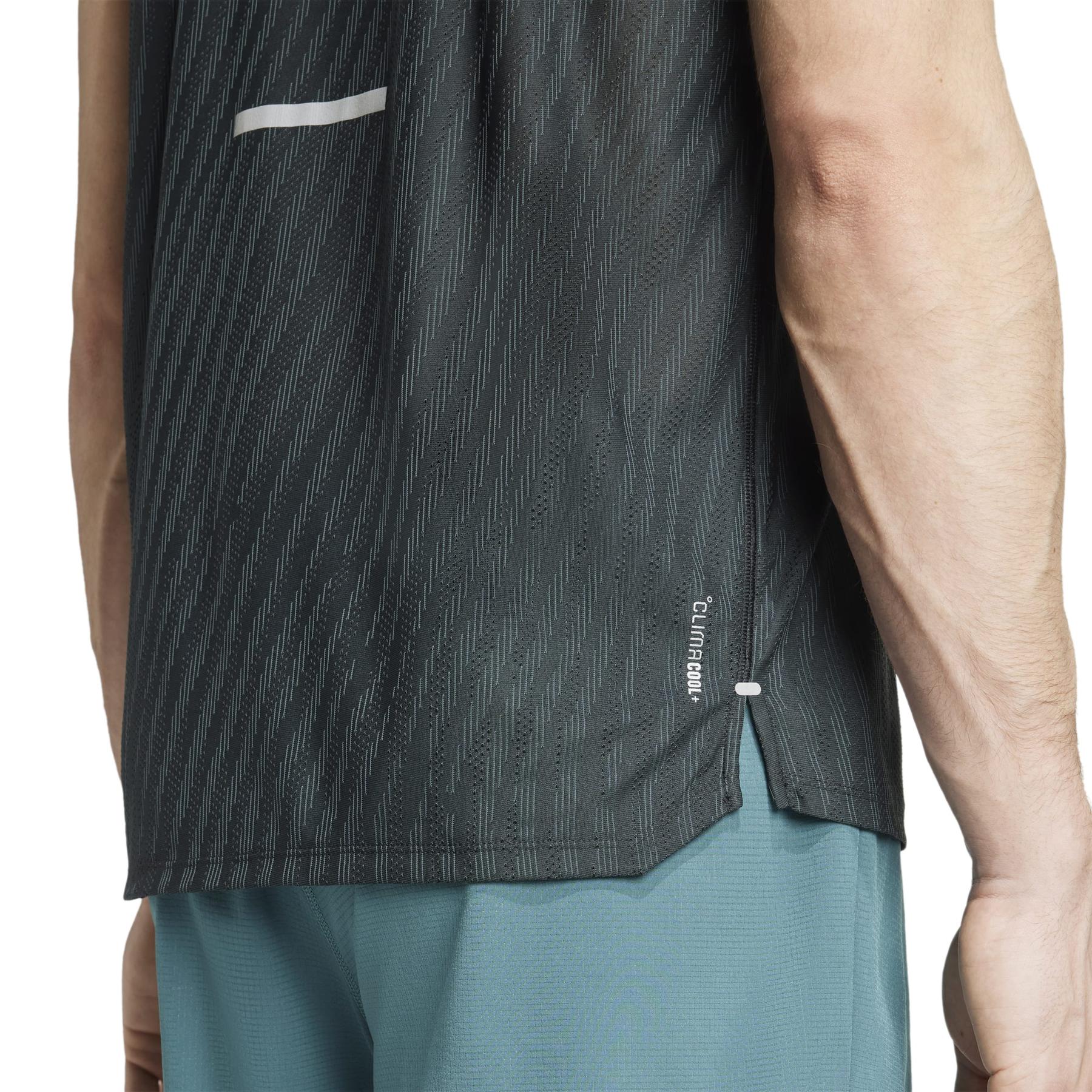 product/2/0/2025_adidas_jm5712_6_apparel_on_model_detail_view_2_white.jpg