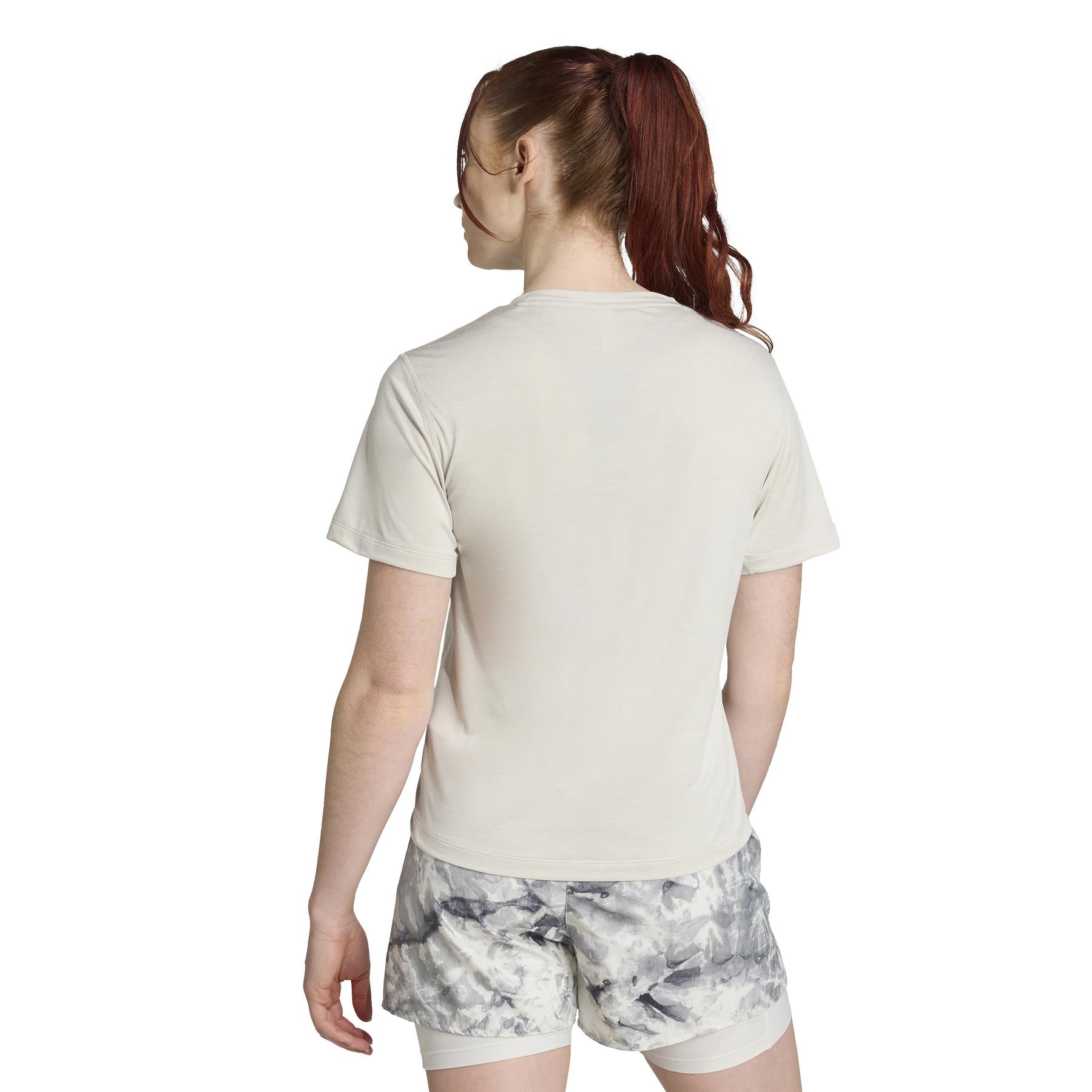product/2/0/2025_adidas_jn9606_3_apparel_on_model_back_view_white.jpg