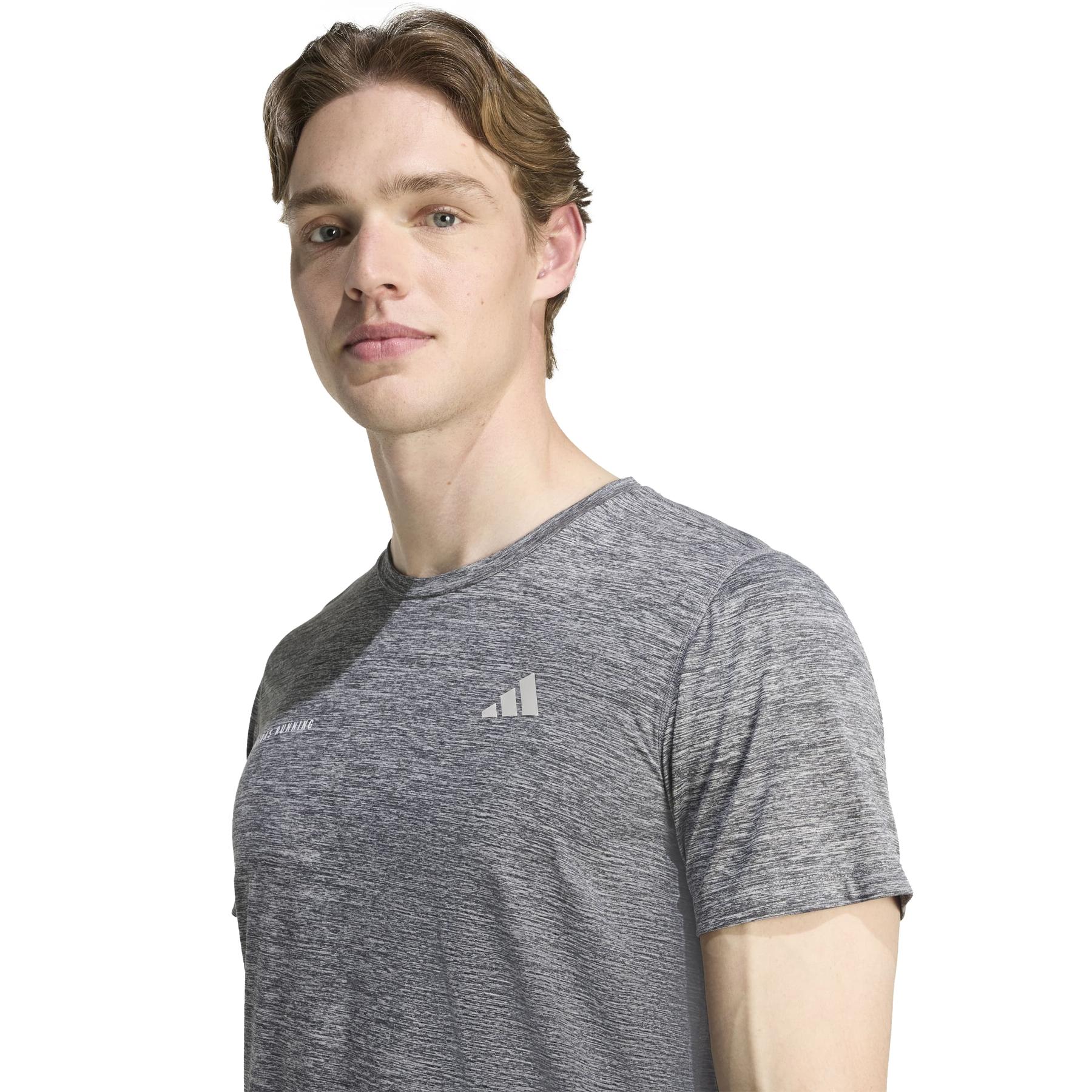 product/2/0/2025_adidas_jn9870_6_apparel_on_model_detail_view_1_white.jpg