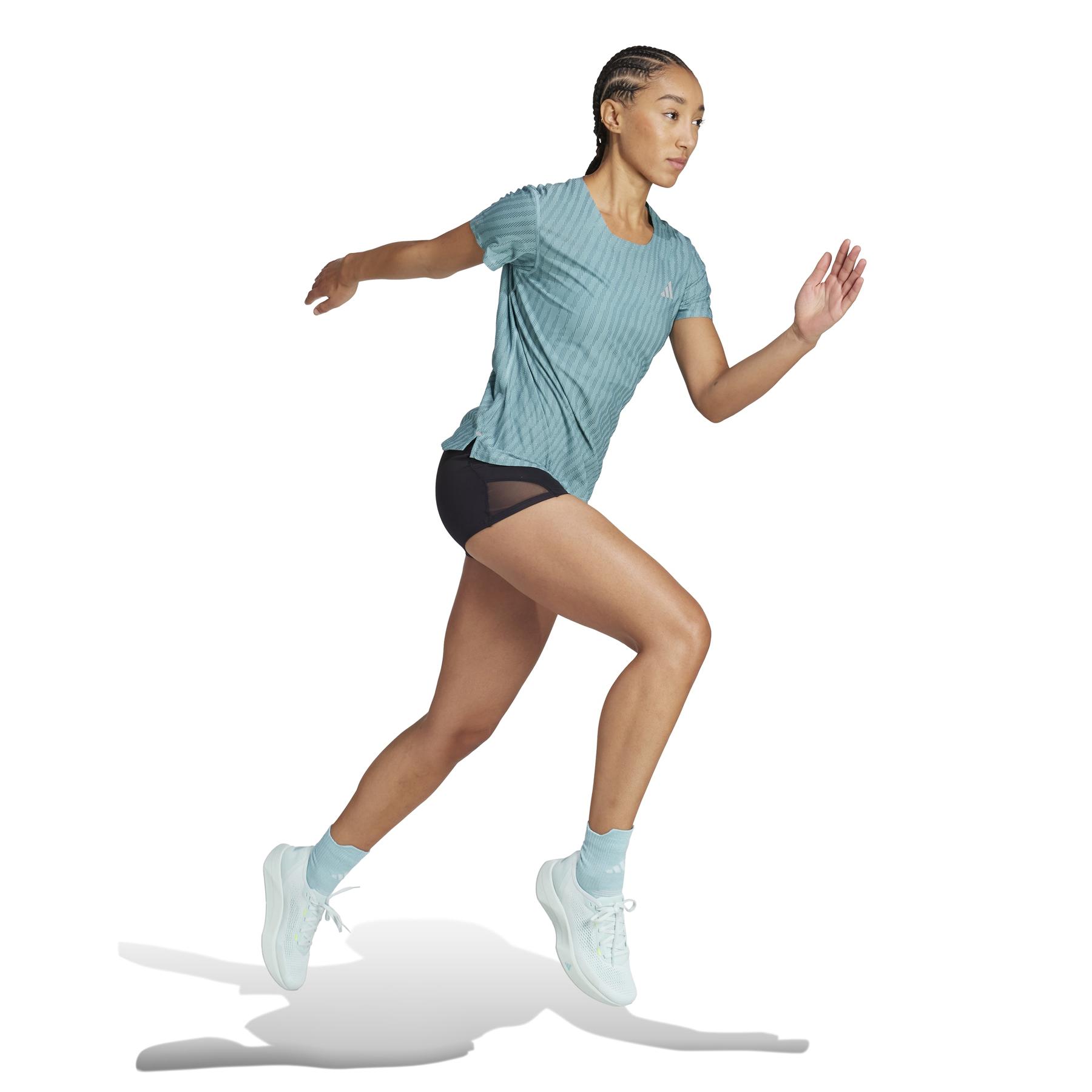 product/2/0/2025_adidas_jp3850_4_apparel_on_model_walking_view_white.jpg