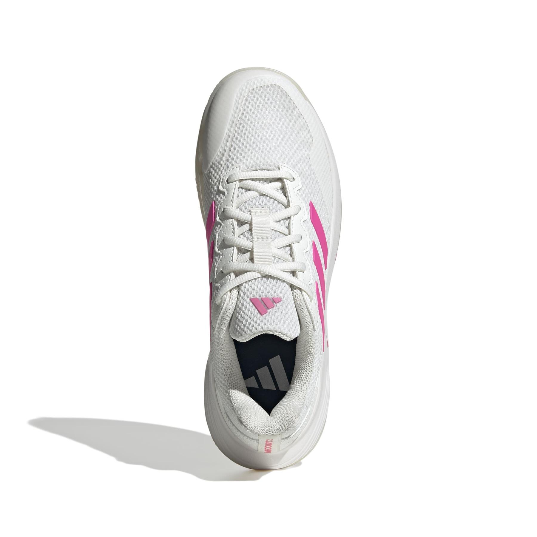 product/2/0/2025_adidas_jp7723_3_footwear_photography_top_portrait_view_white.jpg