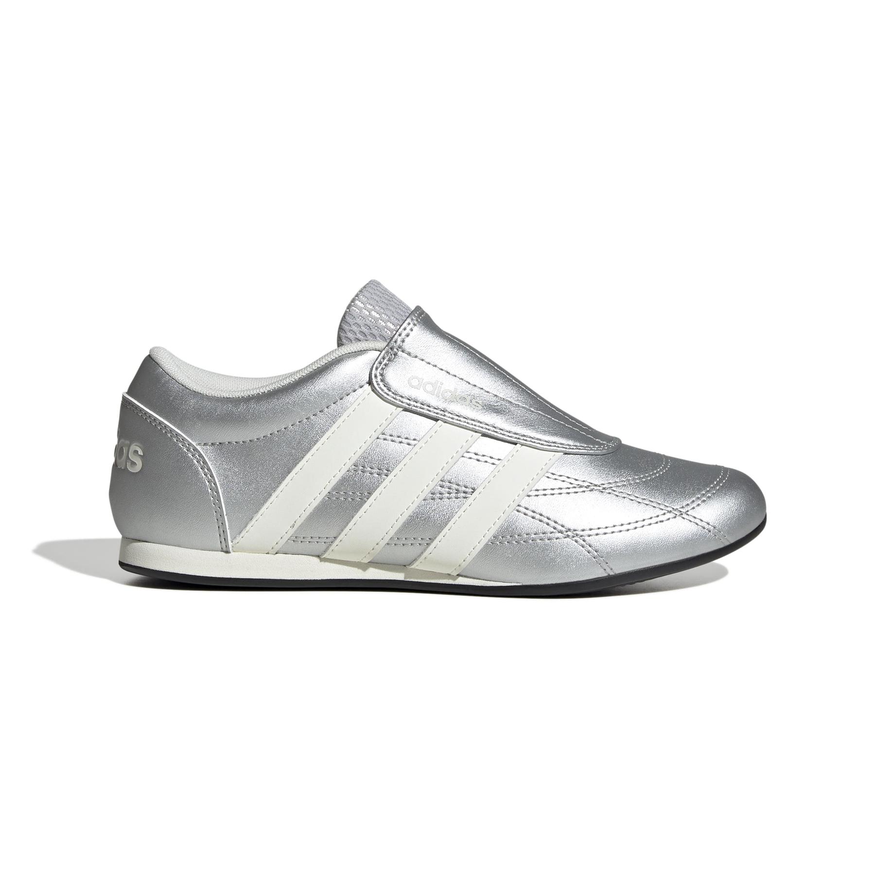 product/2/0/2025_adidas_jp9448_1_footwear_photography_side_lateral_center_view_white.jpg