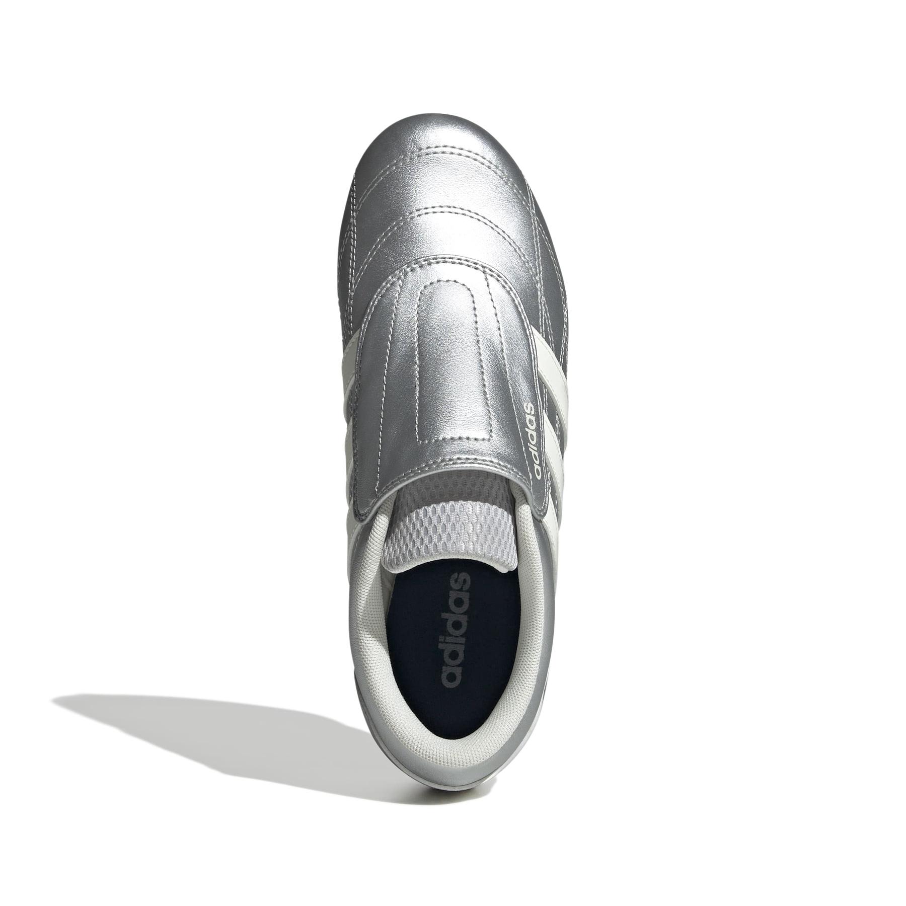 product/2/0/2025_adidas_jp9448_3_footwear_photography_top_portrait_view_white.jpg