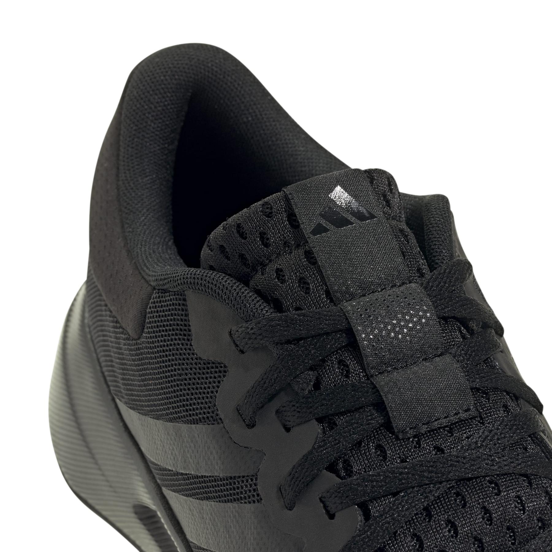 2/0/2025_adidas_jq6401_8_footwear_photography_detail_view_1_white.jpg