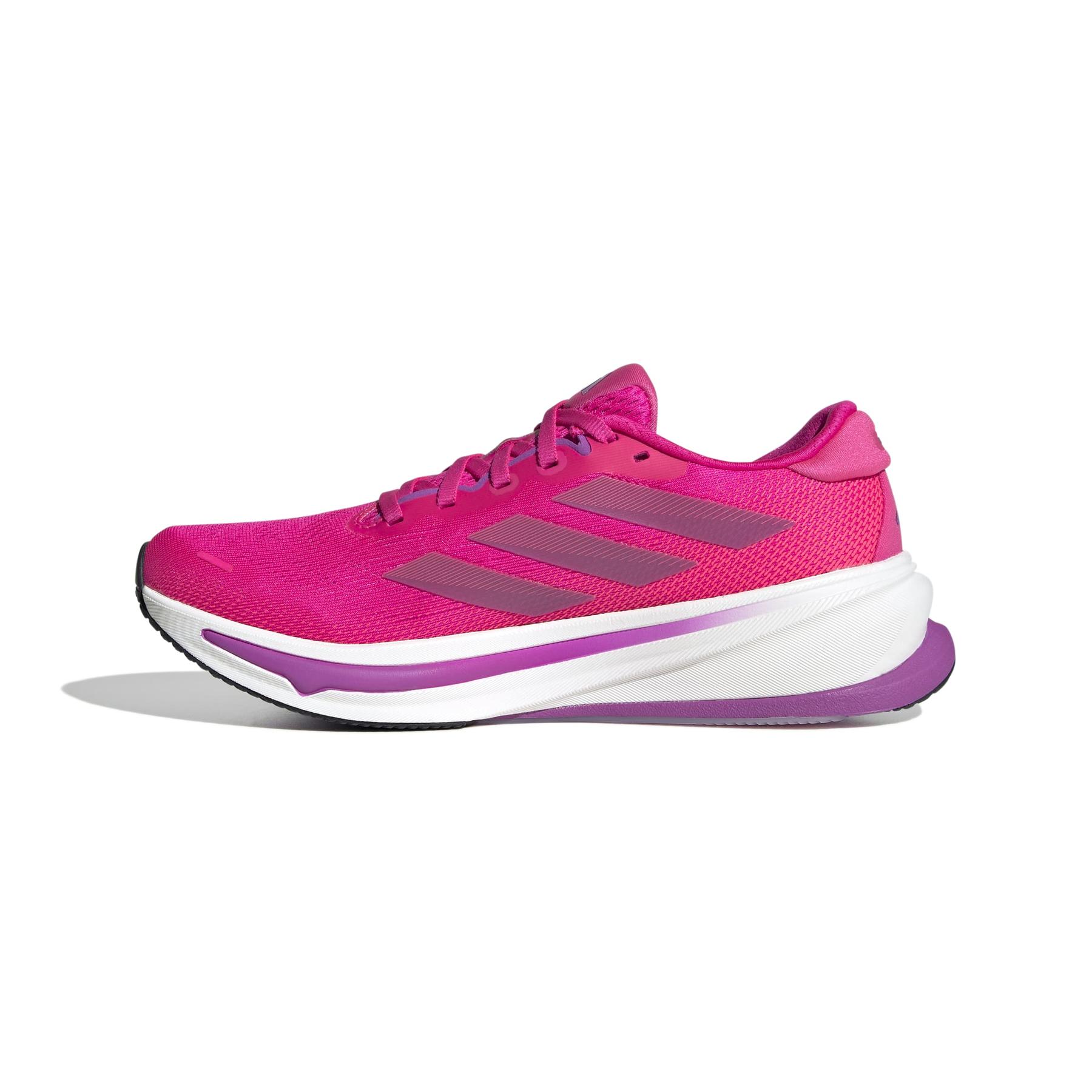2/0/2025_adidas_jq7687_5_footwear_photography_side_medial_center_view_white.jpg