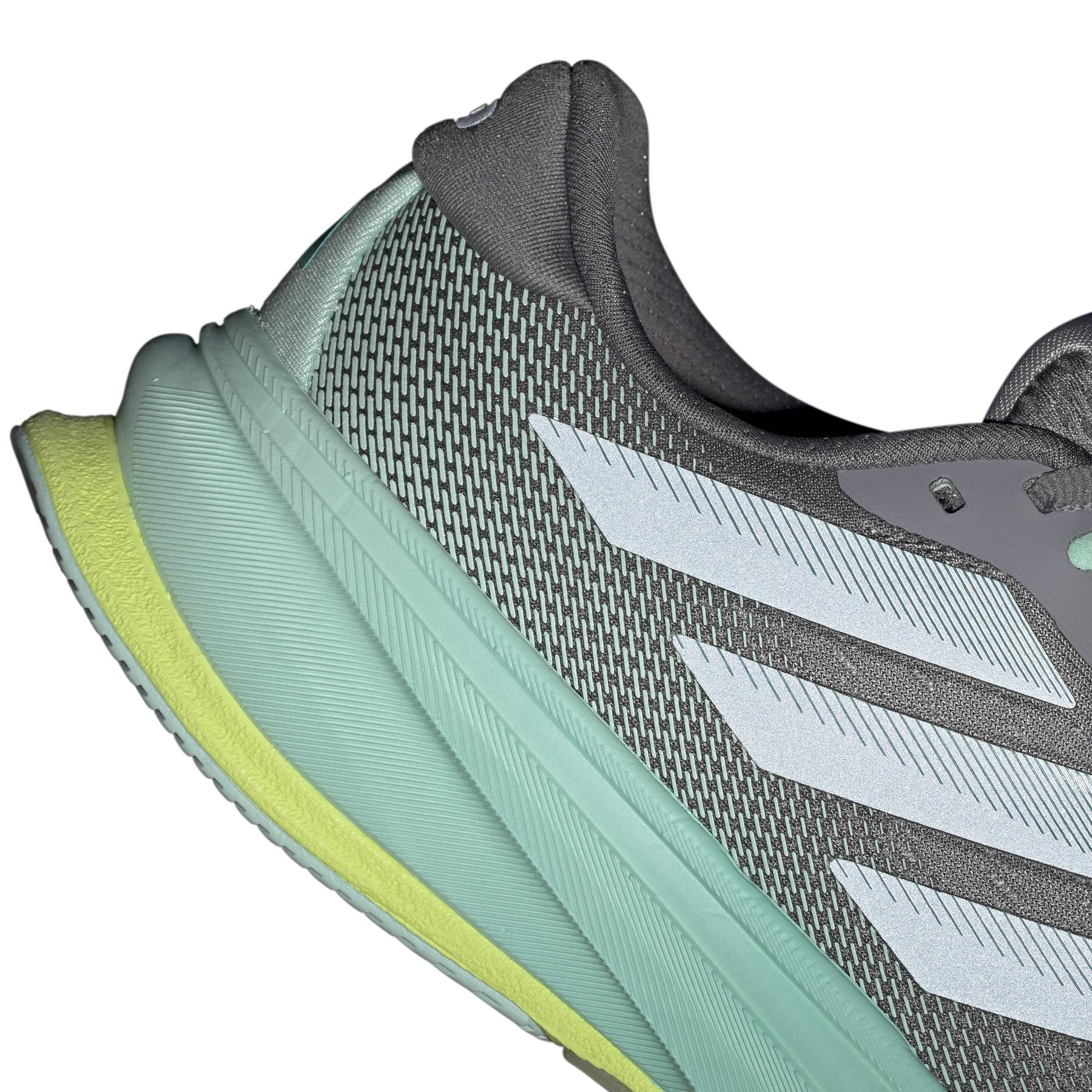 2/0/2025_adidas_jq7691_13_footwear_photography_reflective_detail_white.jpg
