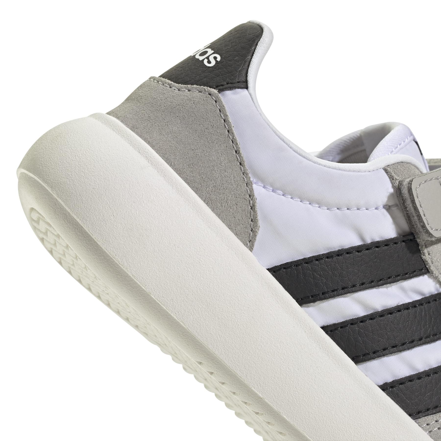 product/2/0/2025_adidas_jq8850_9_footwear_photography_detail_view_2_white.jpg
