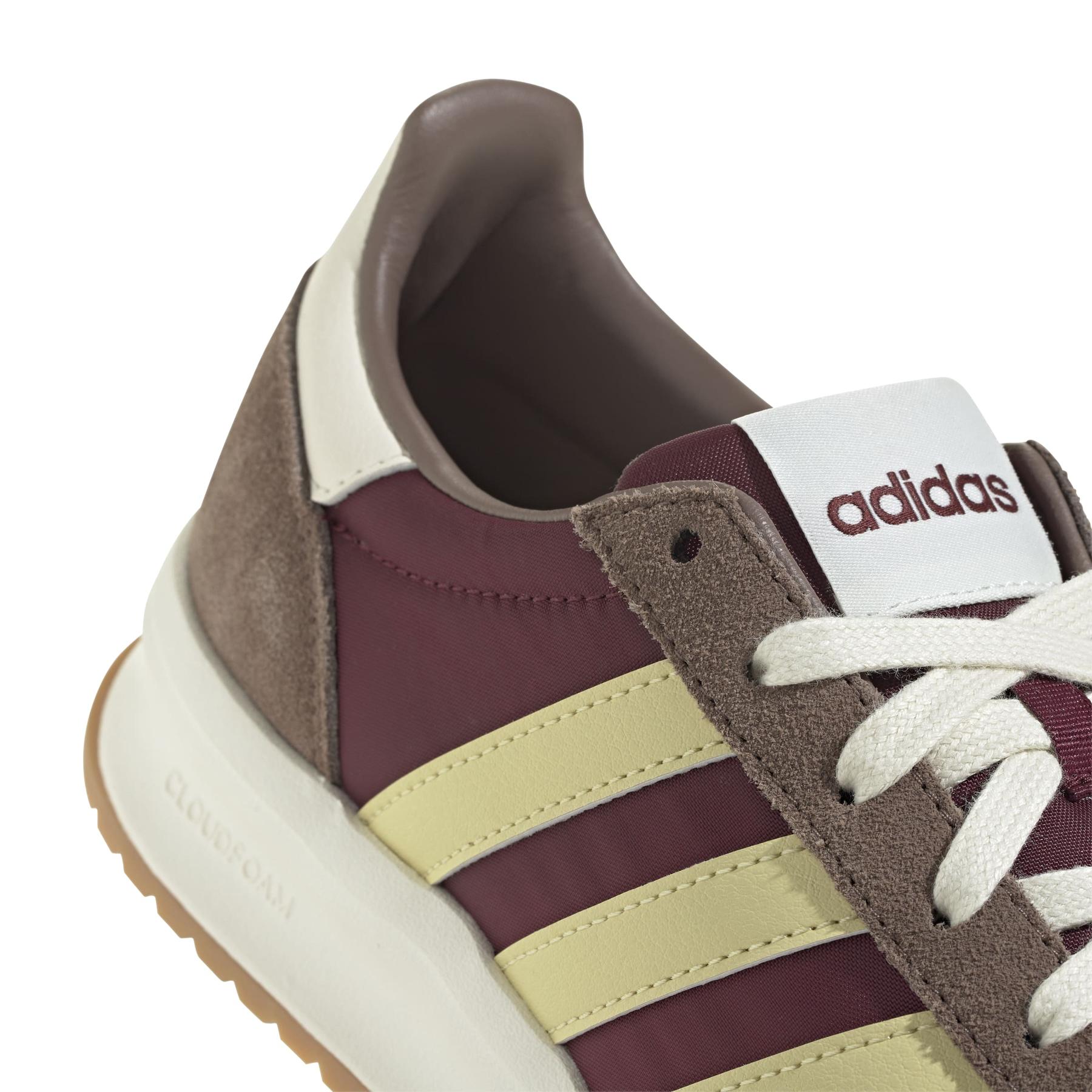product/2/0/2025_adidas_jq9589_9_footwear_photography_detail_view_2_white.jpg