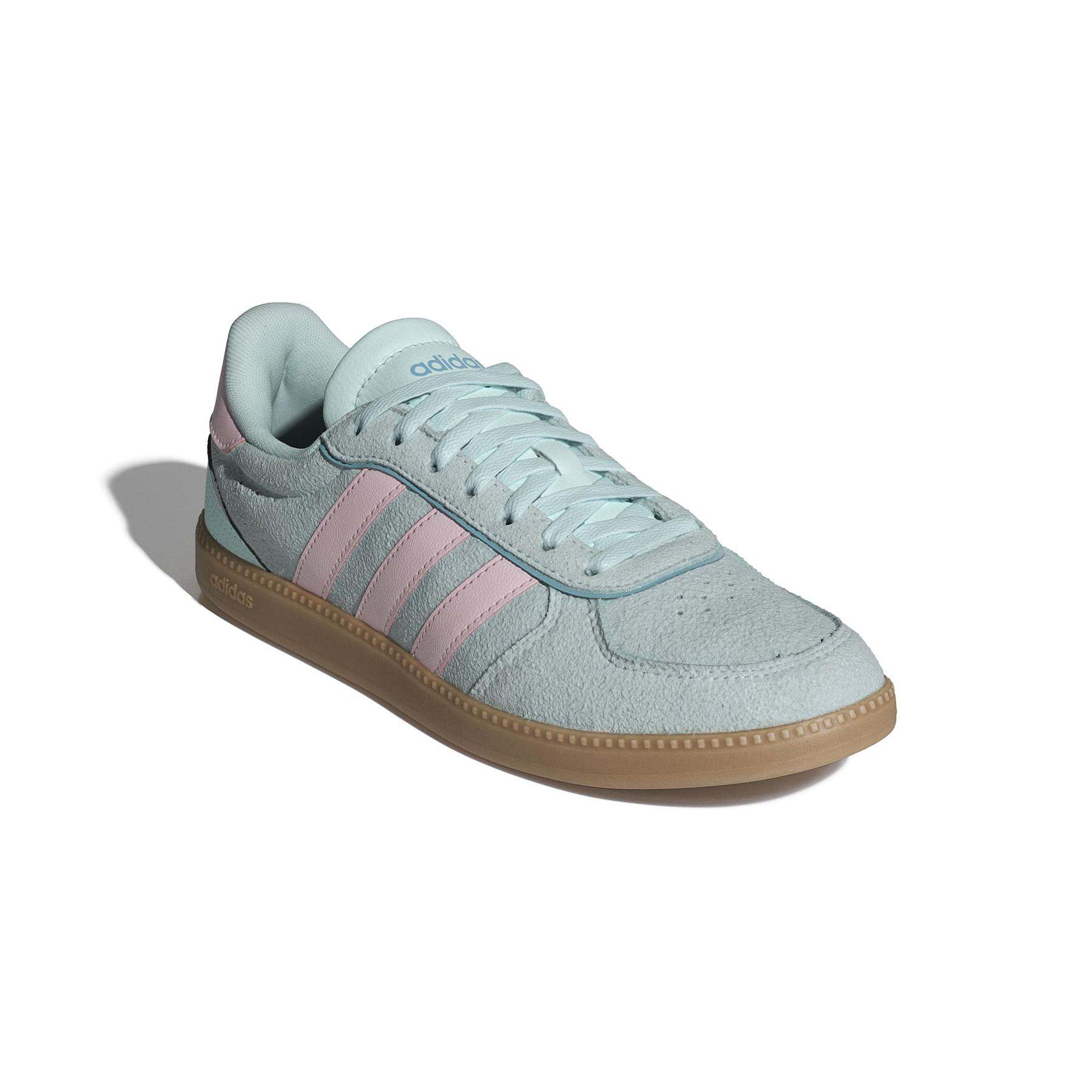 2/0/2025_adidas_jr0688_6_footwear_photography_front_lateral_top_view_white.jpg
