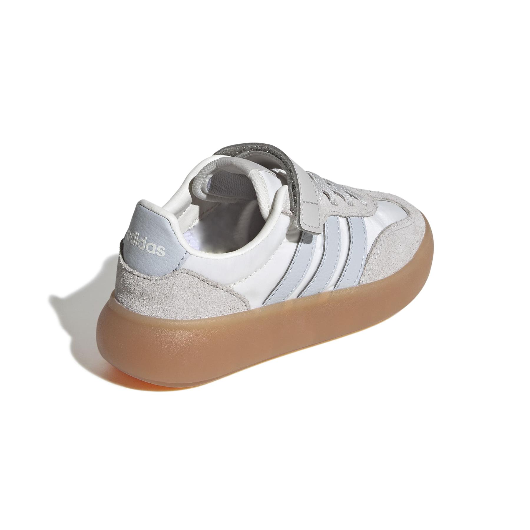 product/2/0/2025_adidas_jr0771_7_footwear_photography_back_lateral_top_view_white.jpg