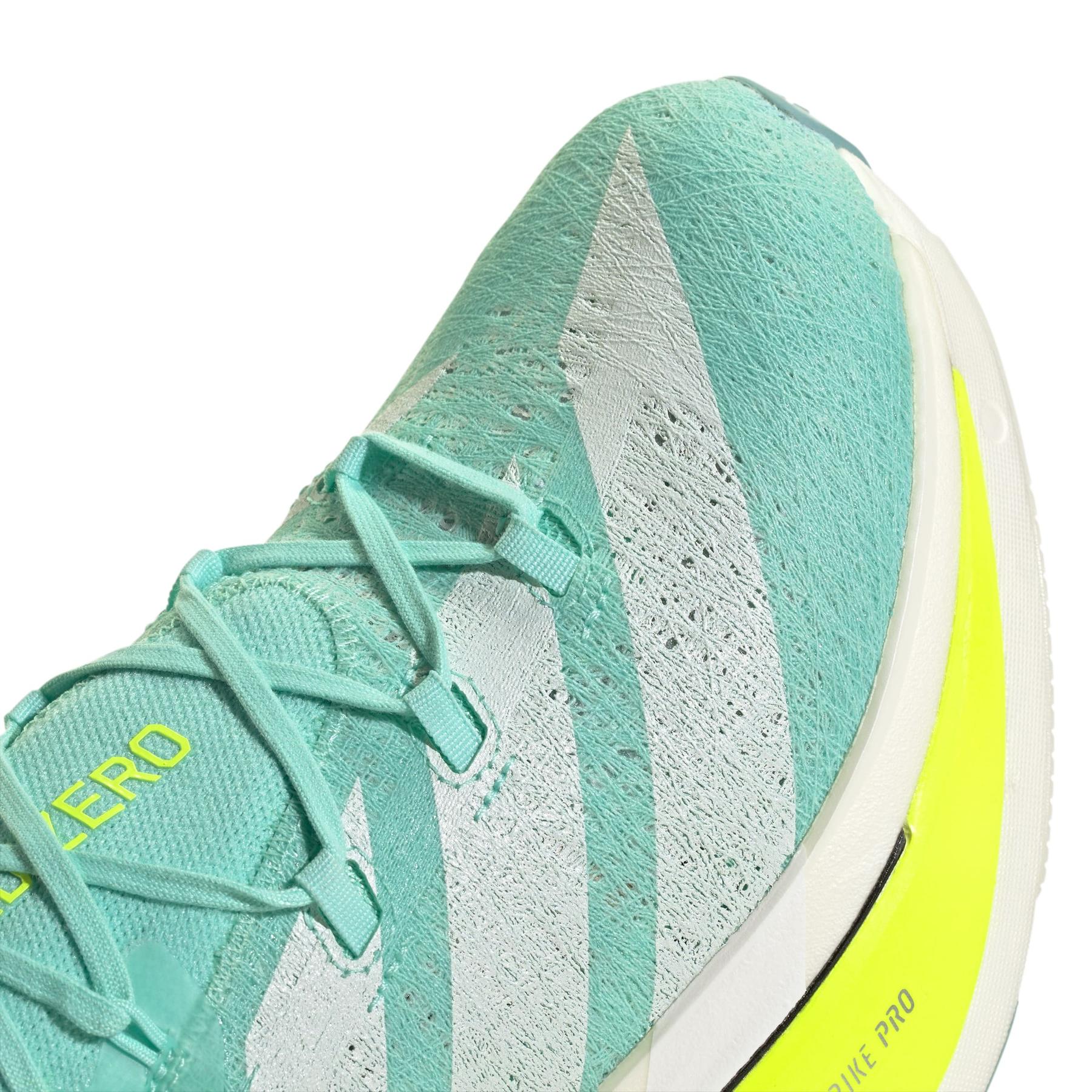2/0/2025_adidas_jr2598_8_footwear_photography_detail_view_1_white.jpg