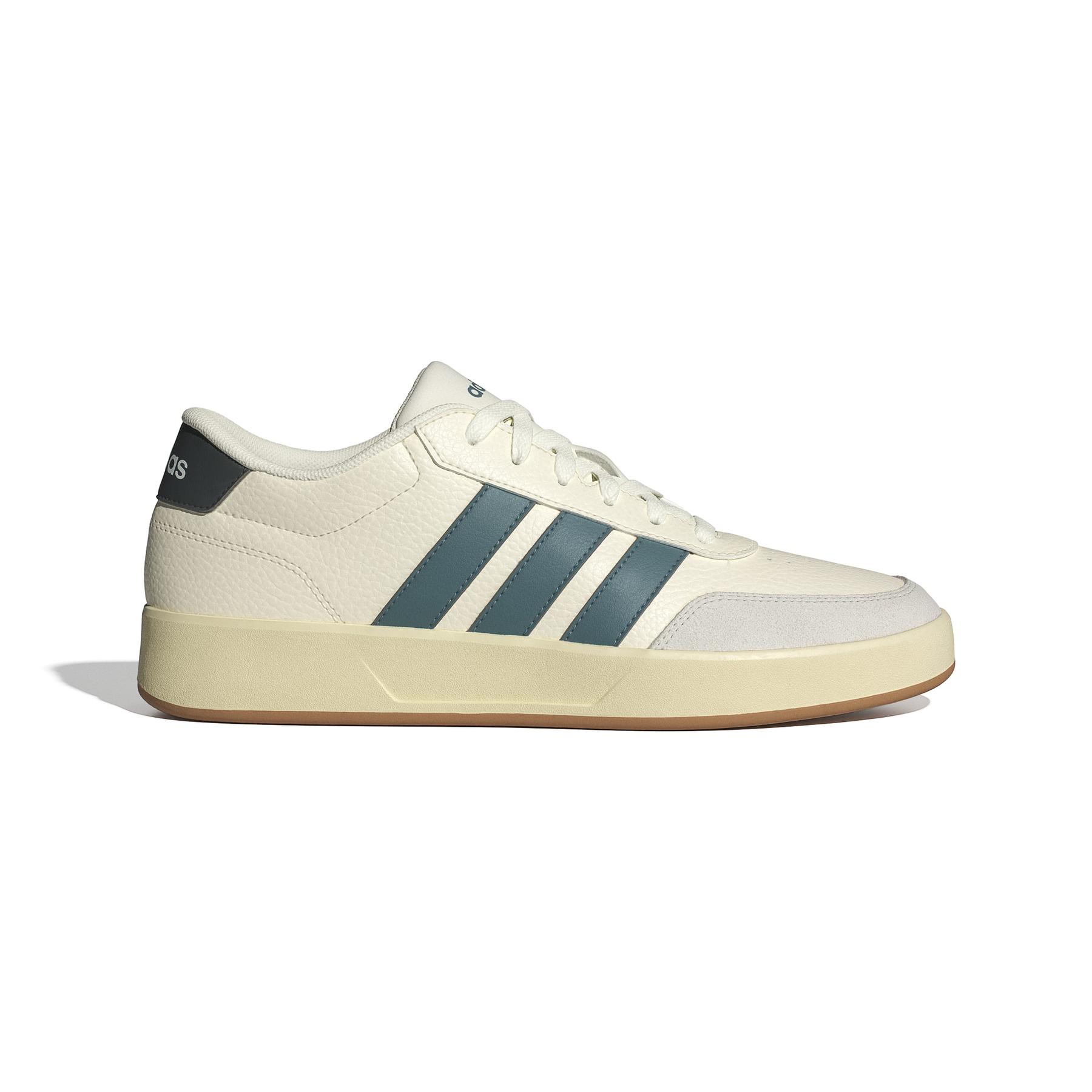 product/2/0/2025_adidas_jr3556_1_footwear_photography_side_lateral_center_view_white.jpg