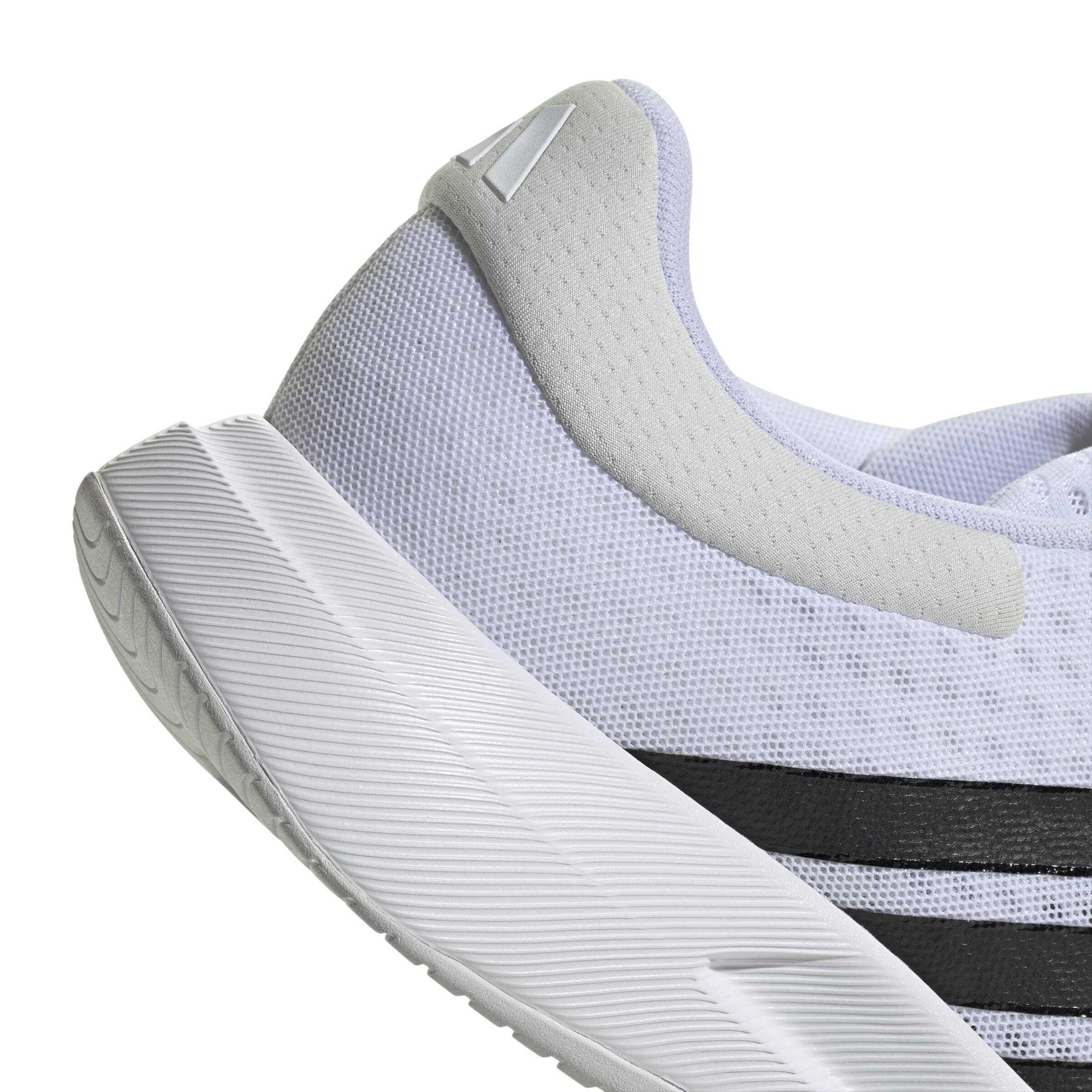 2/0/2025_adidas_jr5850_8_footwear_photography_detail_view_1_white.jpg