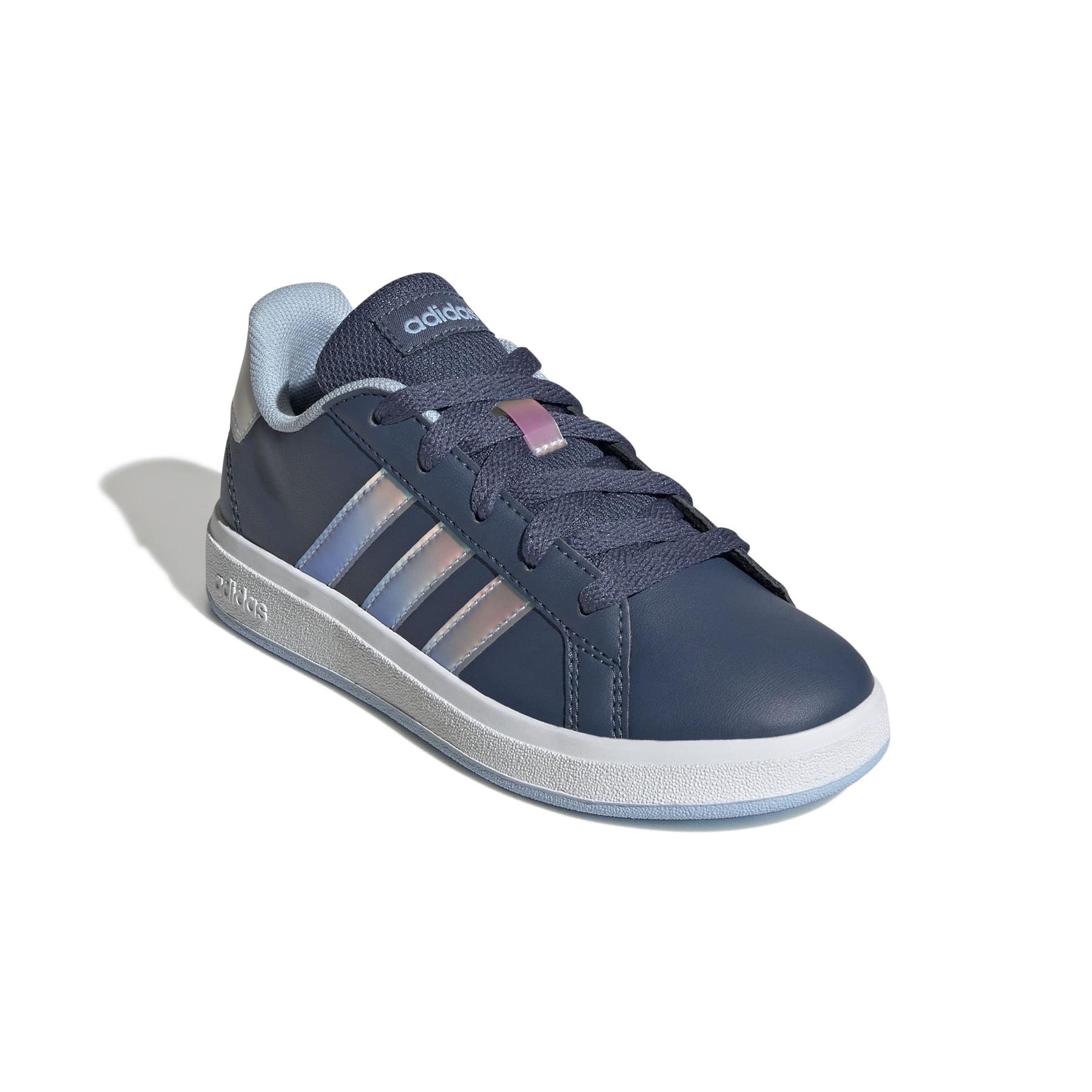 2/0/2025_adidas_jr6095_6_footwear_photography_front_lateral_top_view_white.jpg