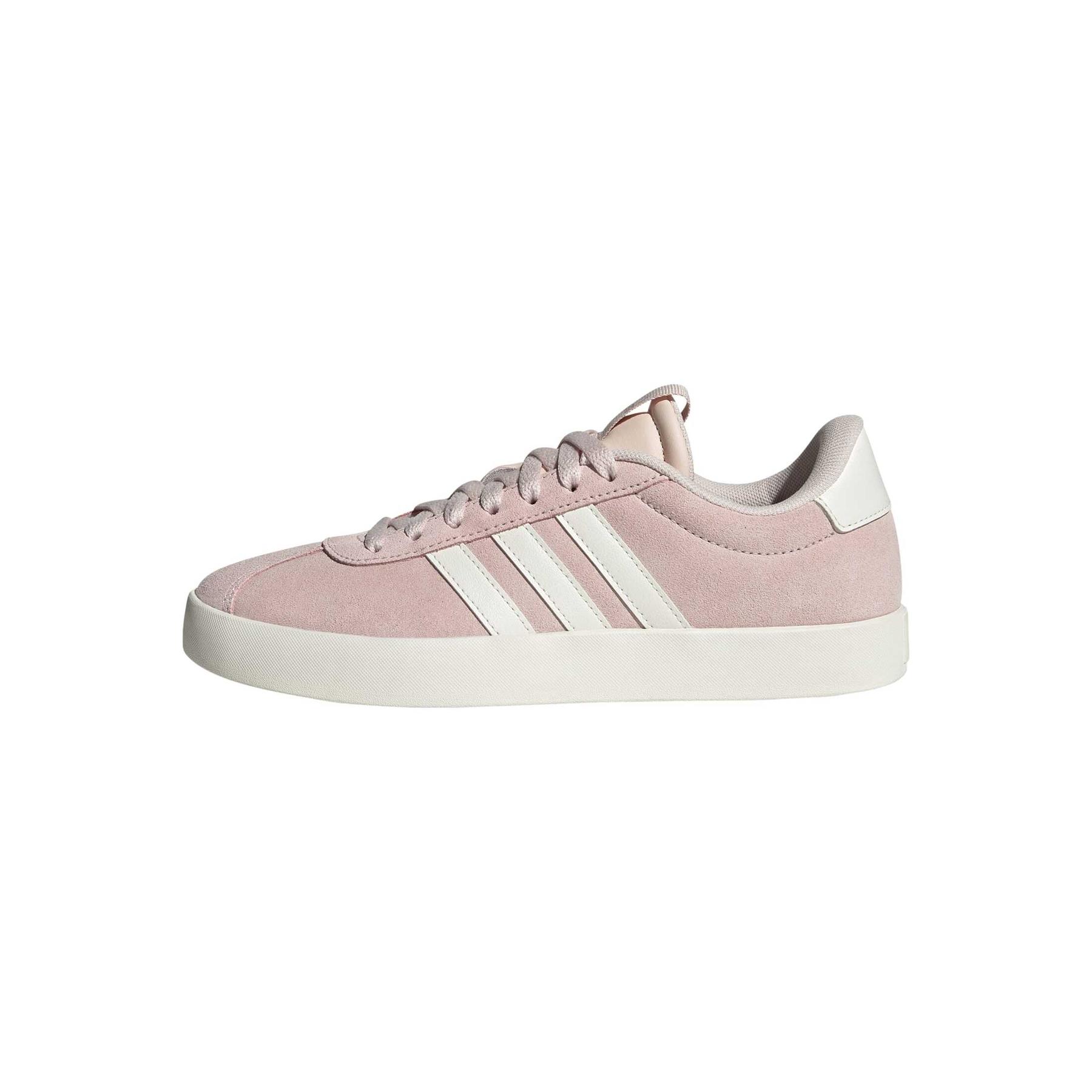 2/0/2025_adidas_jr8646_12_footwear_photography_left_side_center_lateral_view_white_1.jpg