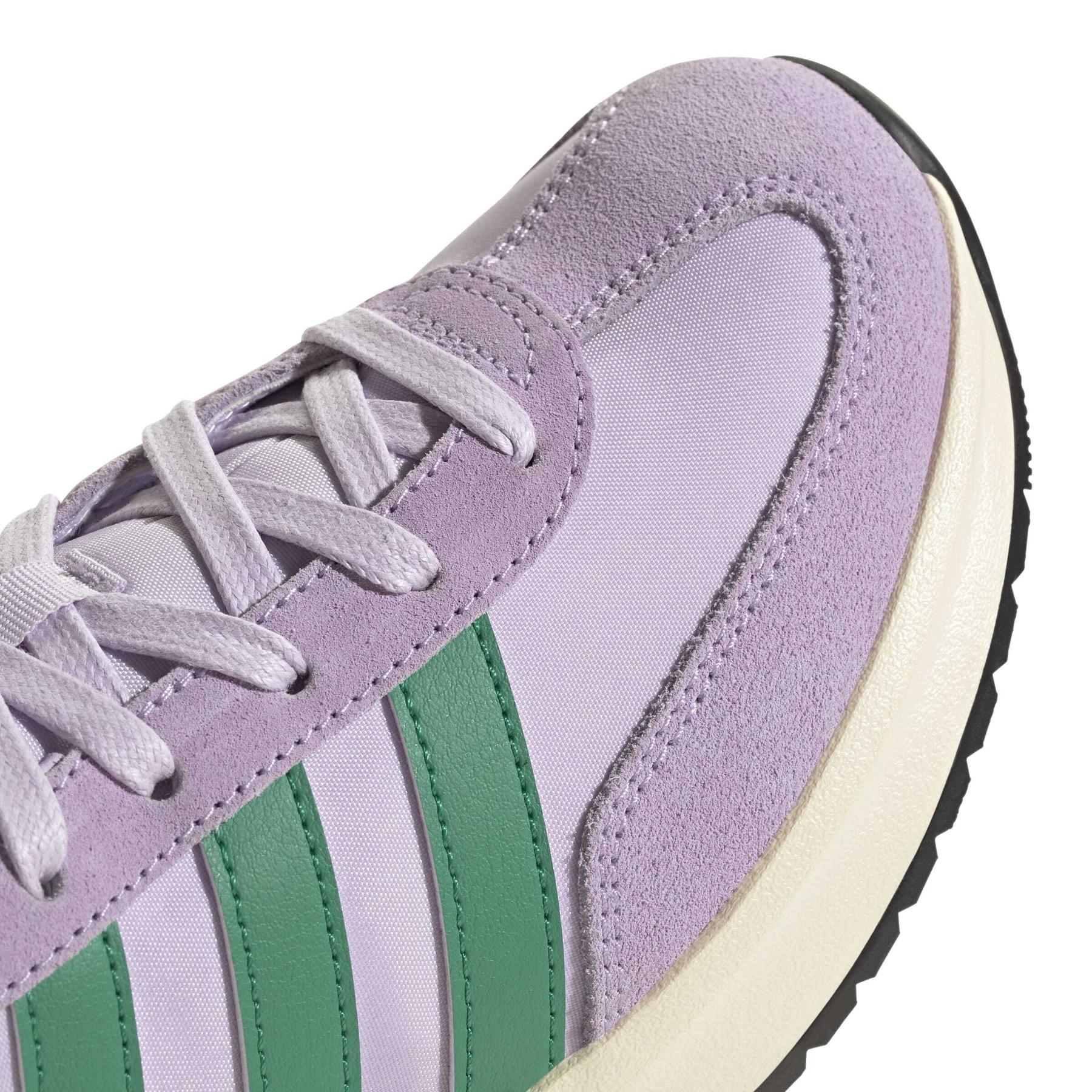 product/2/0/2025_adidas_jr8853_8_footwear_photography_detail_view_1_white.jpg