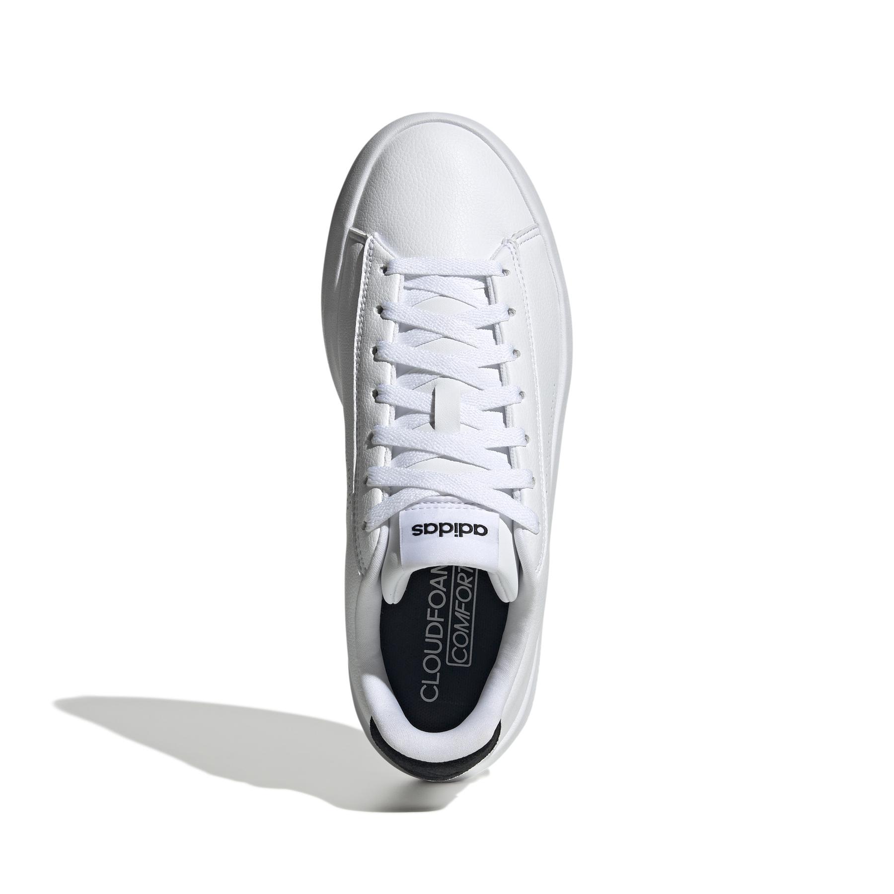 2/0/2025_adidas_jr9242_3_footwear_photography_top_portrait_view_white.jpg