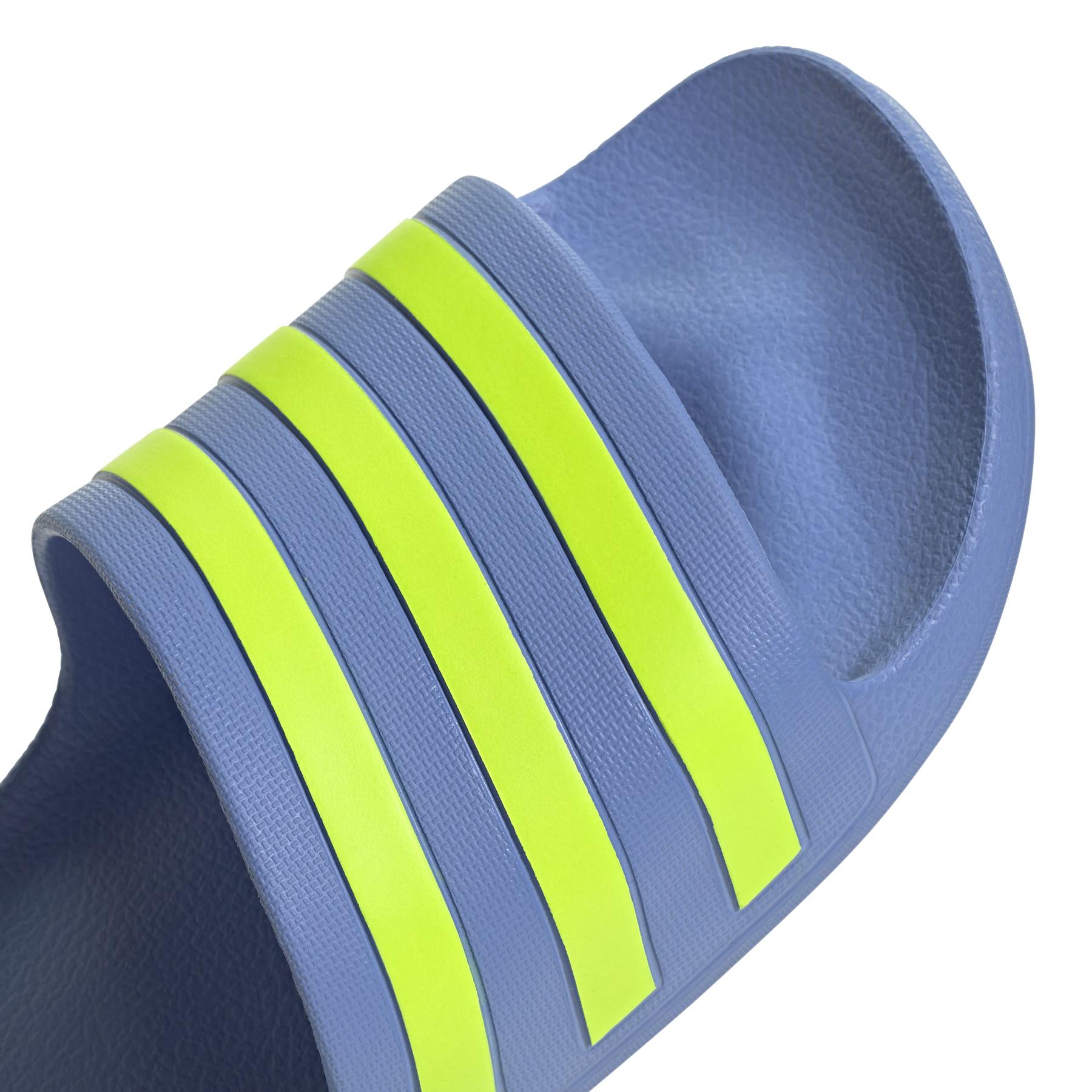 product/2/0/2025_adidas_js1127_8_footwear_photography_detail_view_1_white.jpg