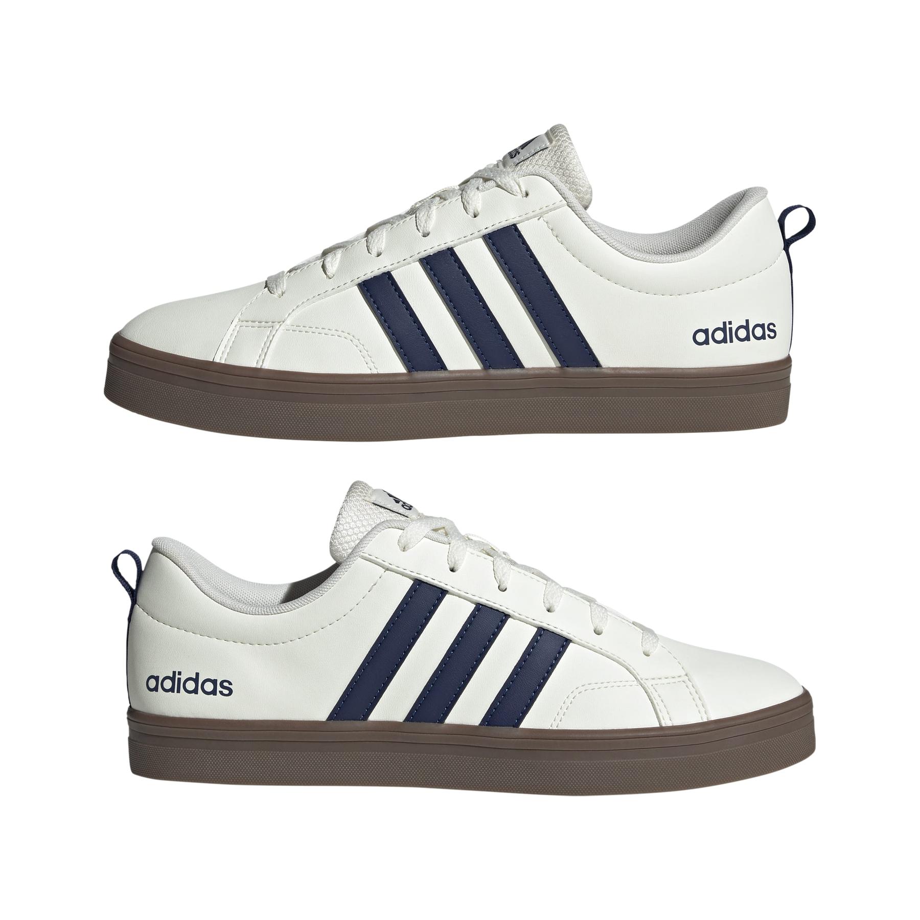 2/0/2025_adidas_js2671_10_footwear_photography_mirrored_pair_view_white.jpg