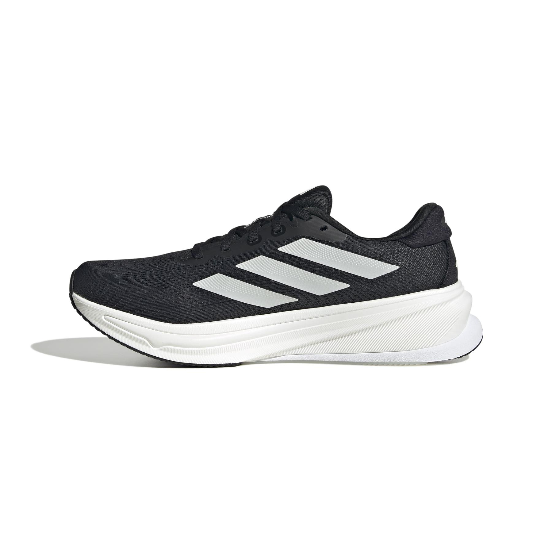 2/0/2025_adidas_js4391_5_footwear_photography_side_medial_center_view_white.jpg