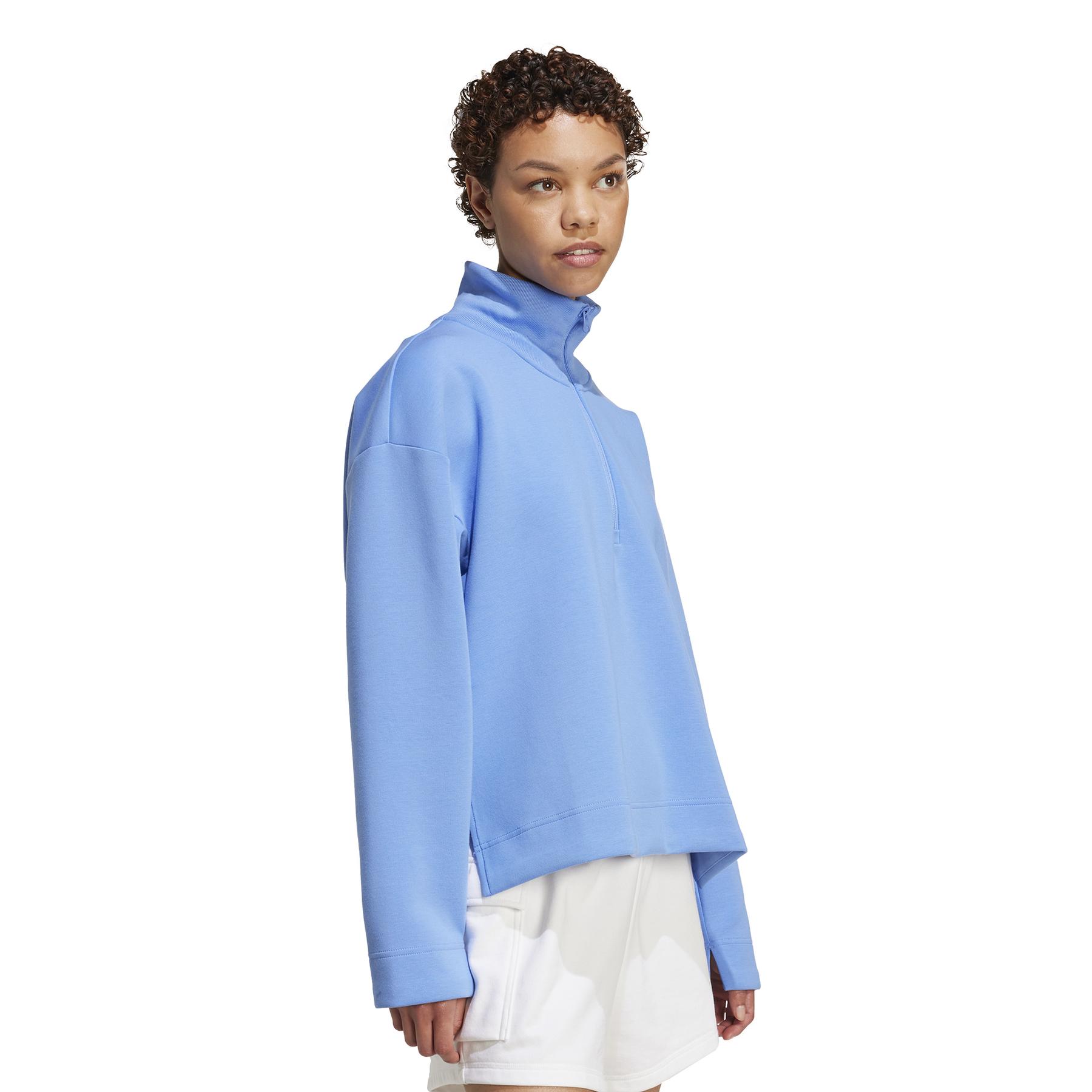 product/2/0/2025_adidas_jv9909_4_apparel_on_model_walking_view_white.jpg