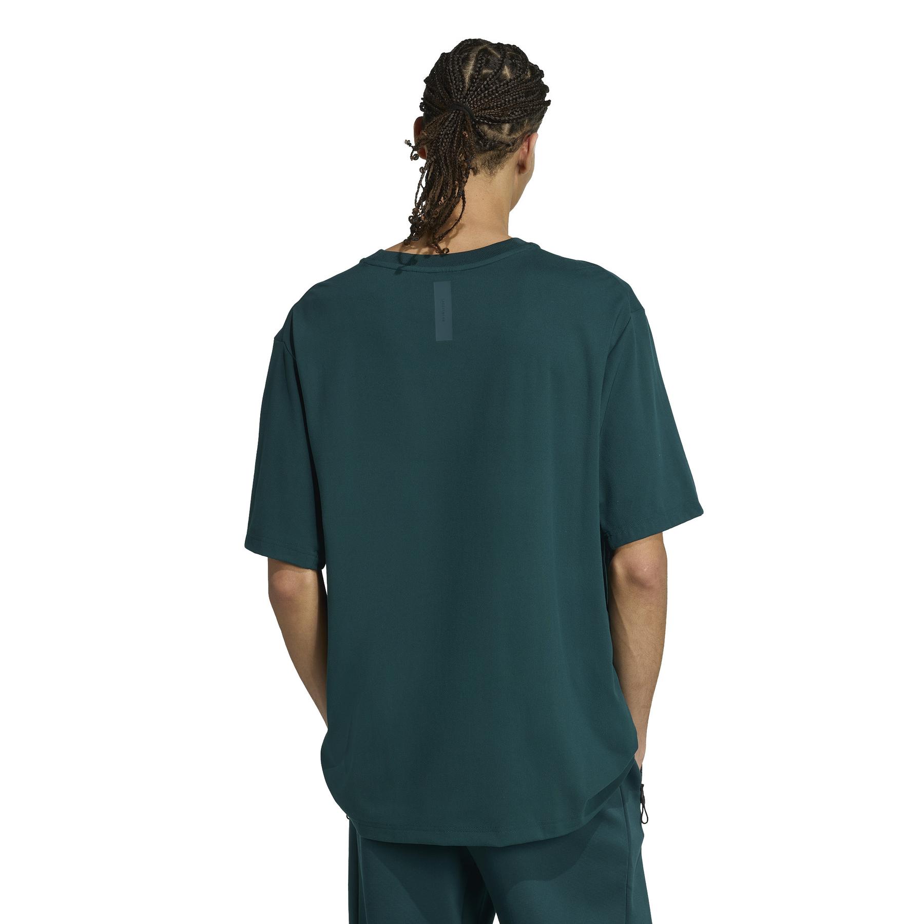 product/2/0/2025_adidas_jw4781_3_apparel_on_model_back_view_white.jpg