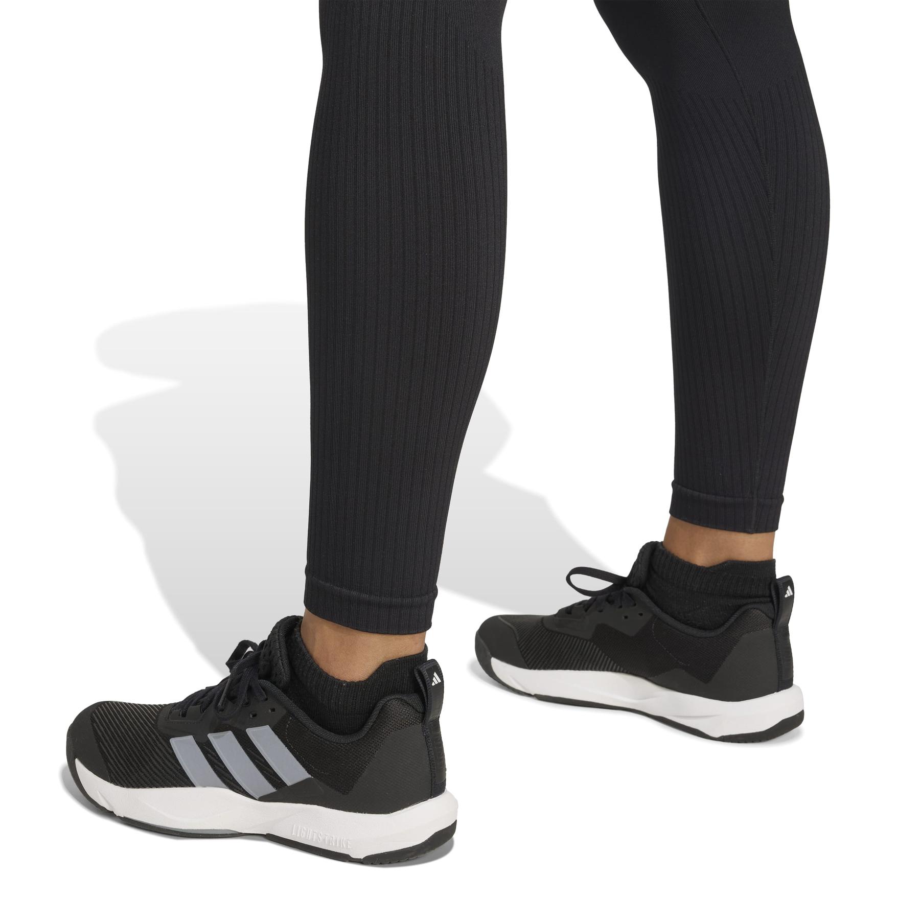 product/2/0/2025_adidas_jx3901_5_apparel_on_model_detail_view_1_white.jpg