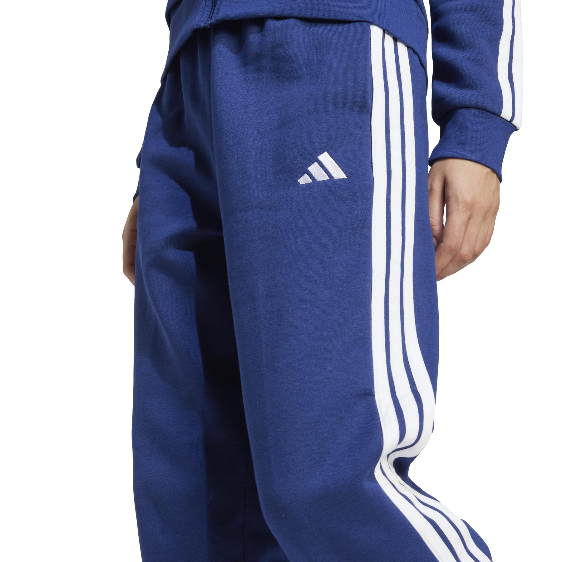 product/2/0/2025_adidas_jx7696_6_apparel_on_model_detail_view_2_white.jpg