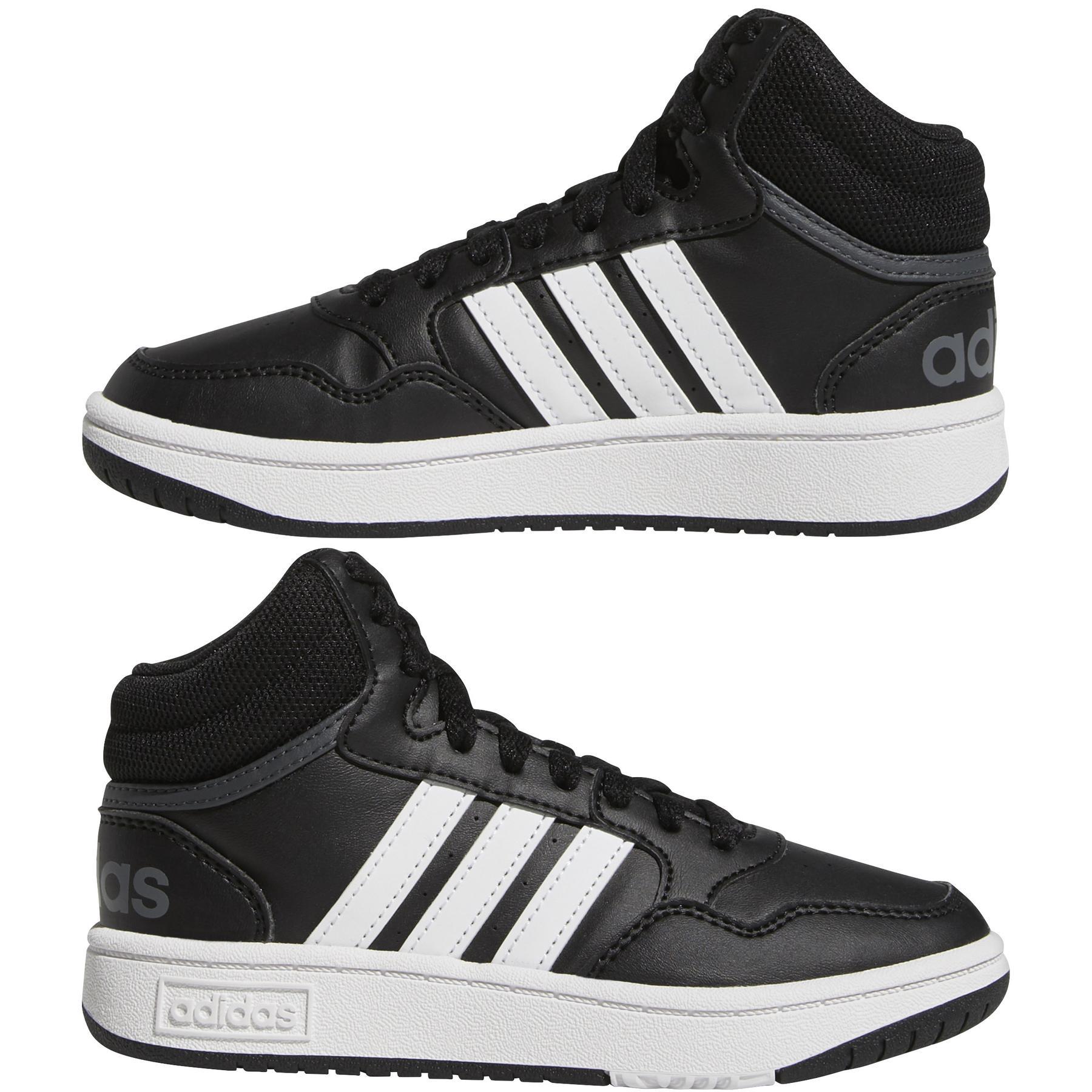 a/d/adidas-originals_gw0402_10_footwear_photography_mirrored_pair_view_white.jpg