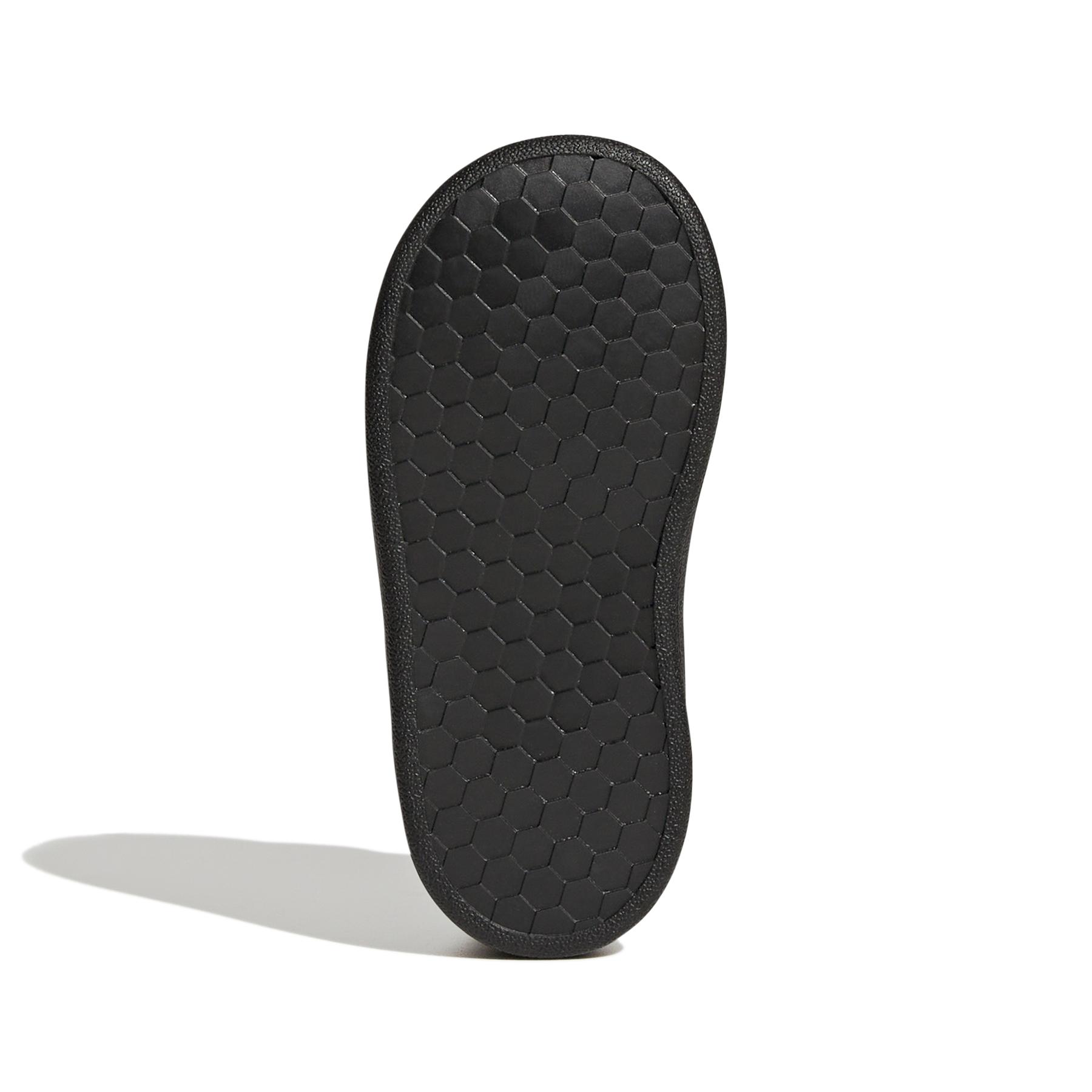 a/d/adidas-originals_gw6497_4_footwear_photography_bottom_view_white_000.jpg