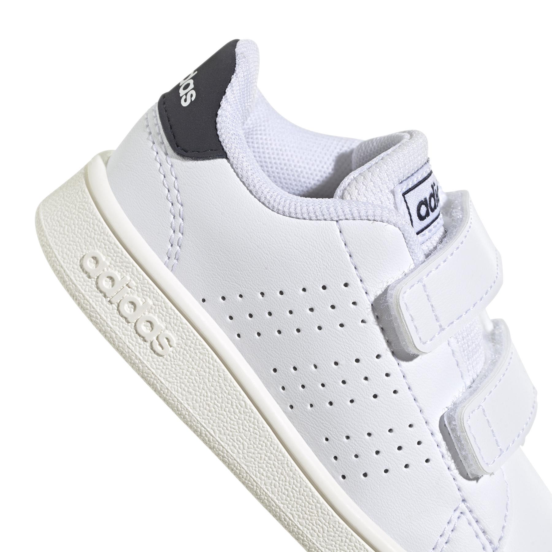 a/d/adidas-originals_gw6499_8_footwear_photography_detail_view_1_white_000.jpg