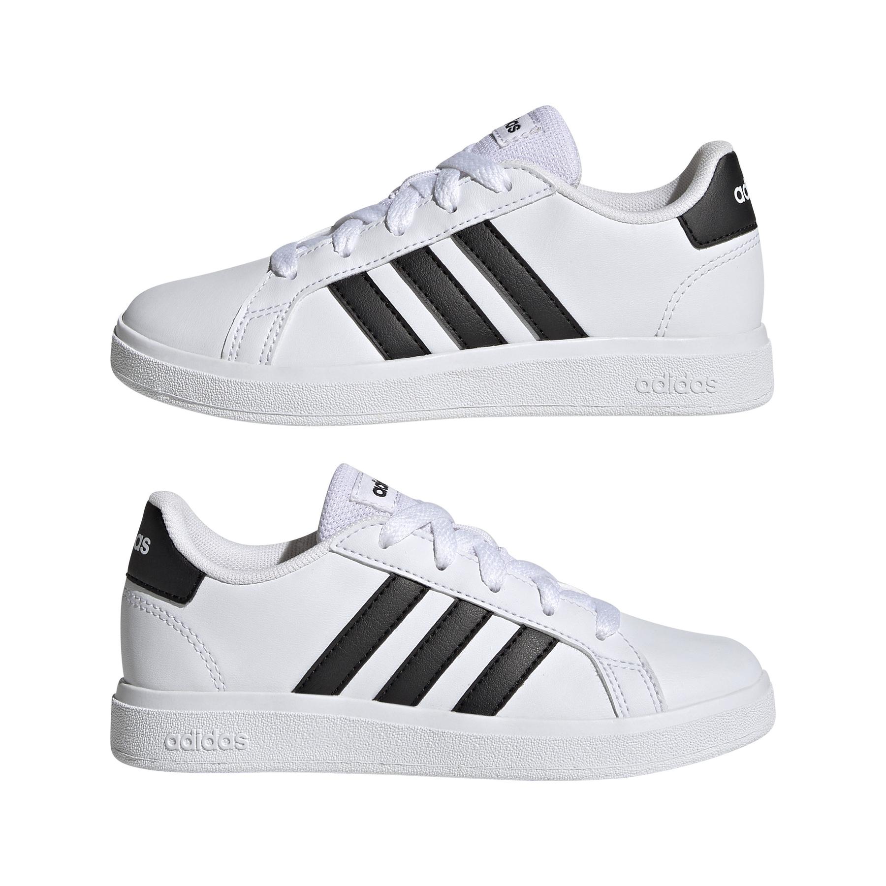 a/d/adidas-originals_gw6511_10_footwear_photography_mirrored_pair_view_white_000.jpg