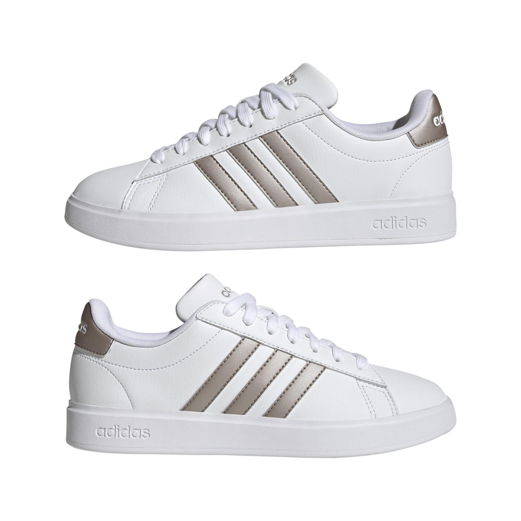 a/d/adidas-originals_gw9215_10_footwear_photography_mirrored_pair_view_white_000.jpg