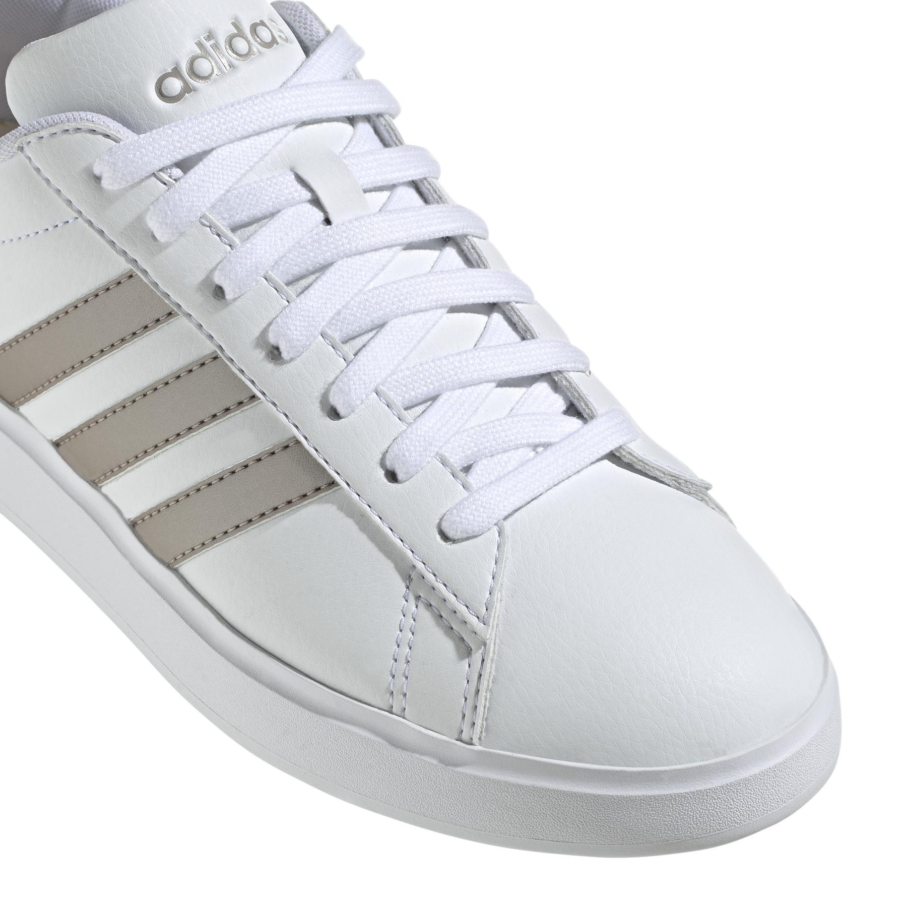 a/d/adidas-originals_gw9215_8_footwear_photography_detail_view_1_white_000.jpg