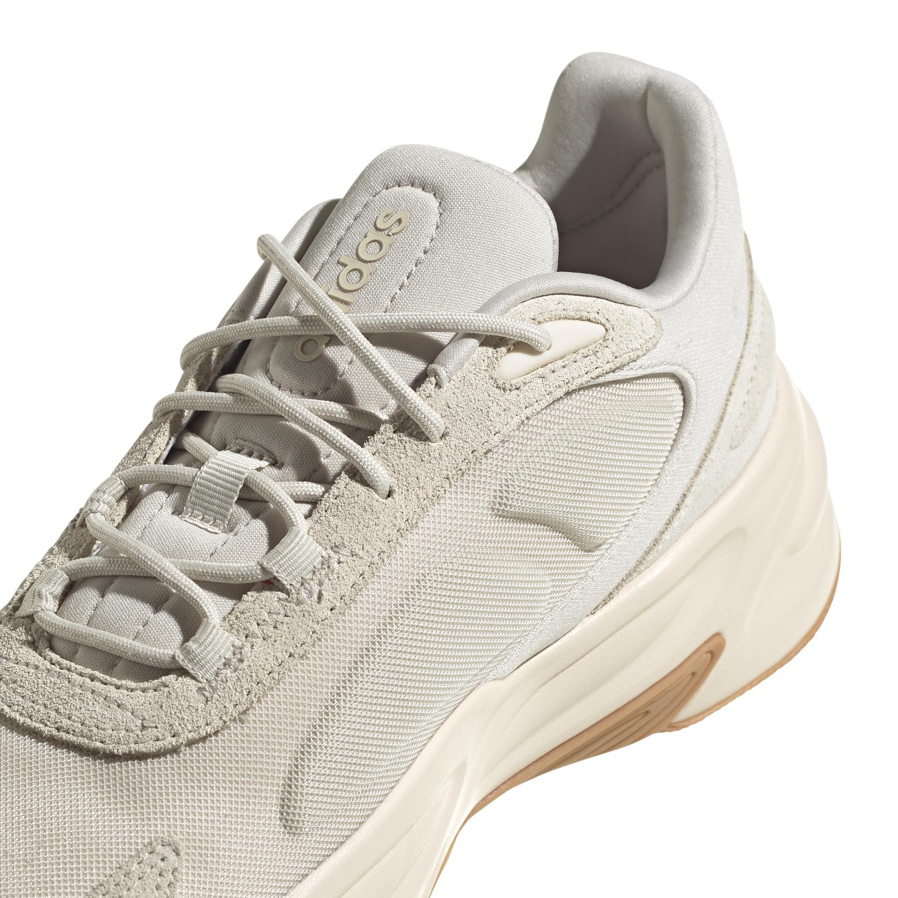 product/a/d/adidas-originals_gx6762_9_footwear_photography_detail_view_2_white_000.jpg