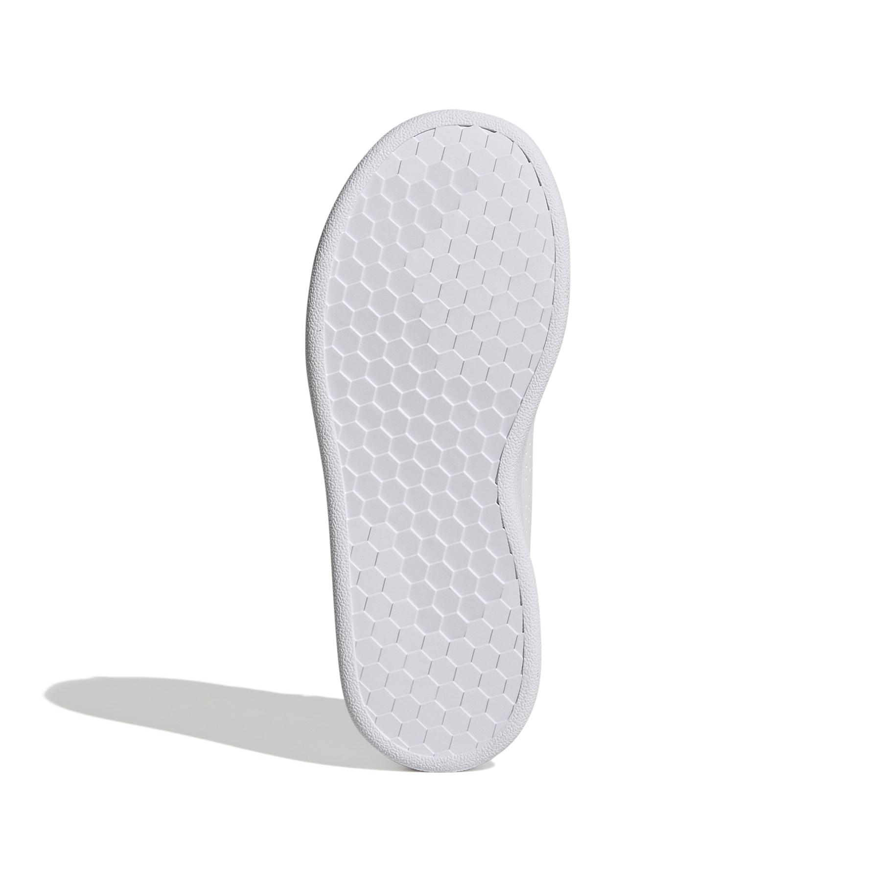 product/a/d/adidas-originals_gy6995_4_footwear_photography_bottom_view_white_000.jpg
