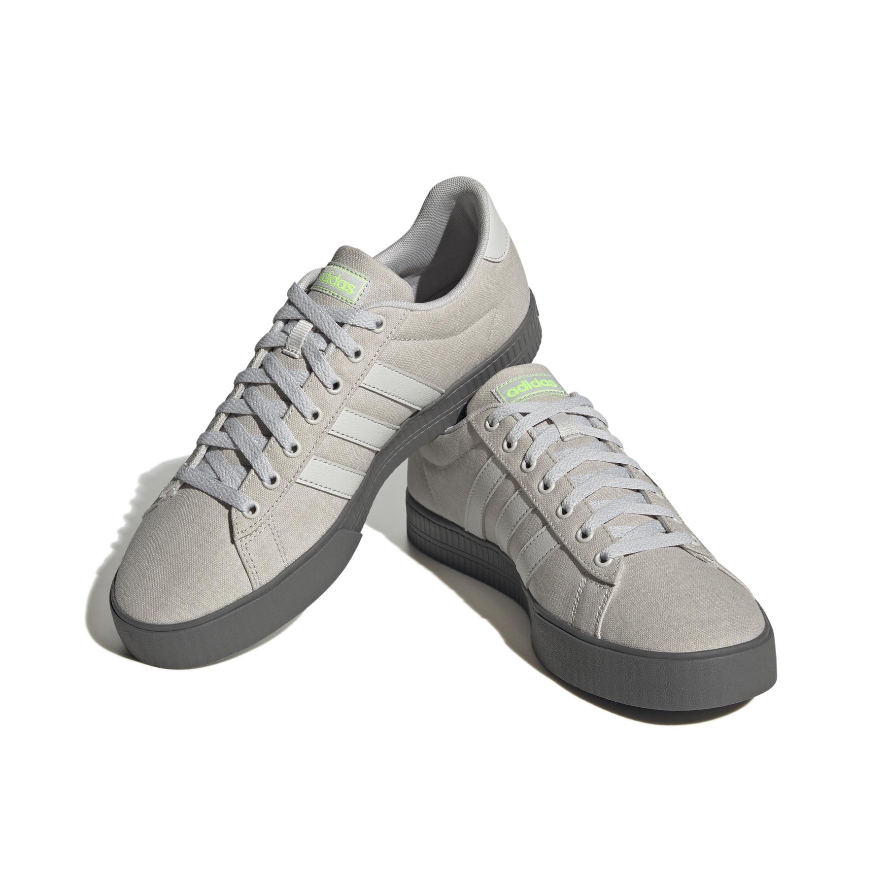 product/a/d/adidas-originals_if7489_6_footwear_photography_front_lateral_top_view_white.jpg