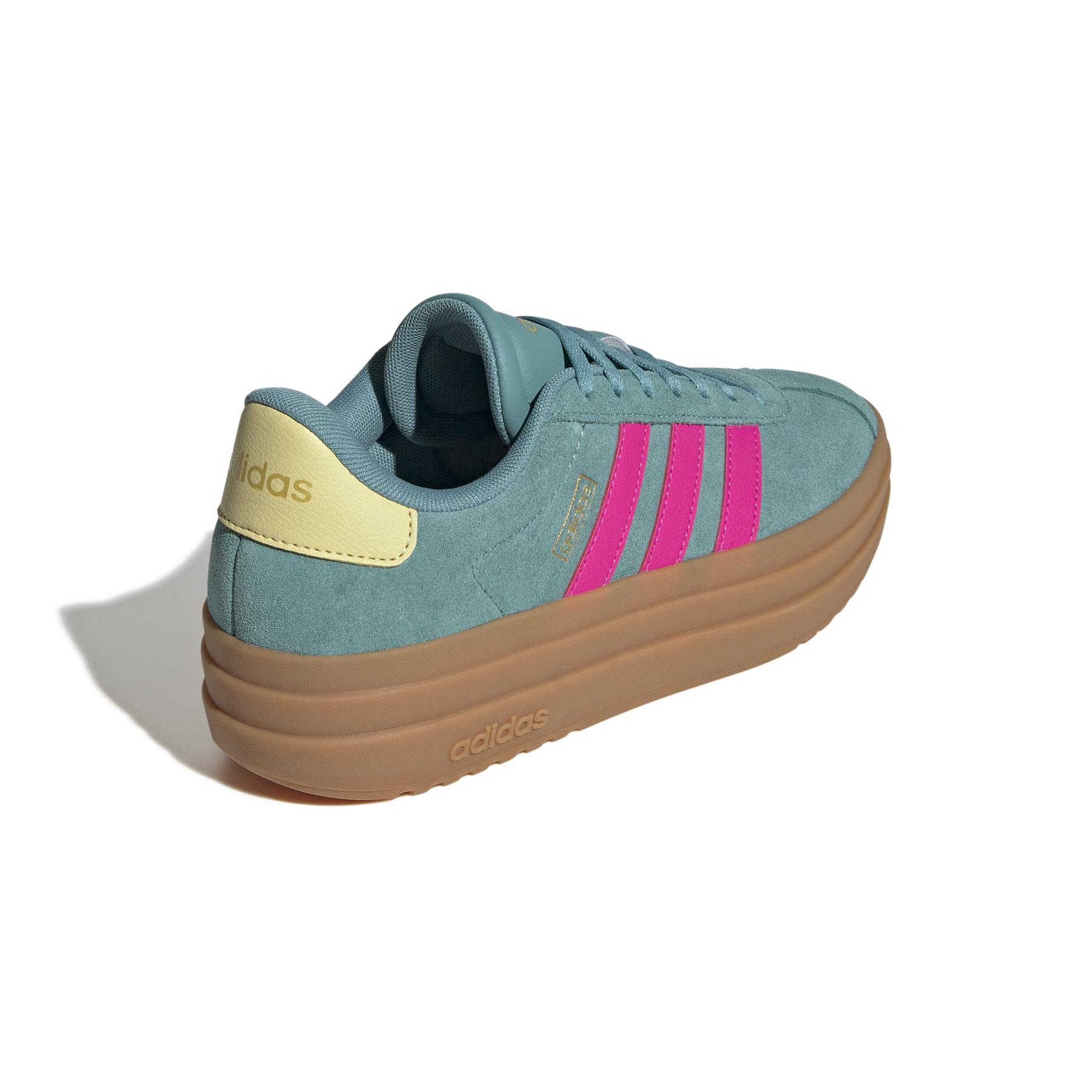 a/d/adidas-originals_jq5634_7_footwear_photography_back_lateral_top_view_white.jpg