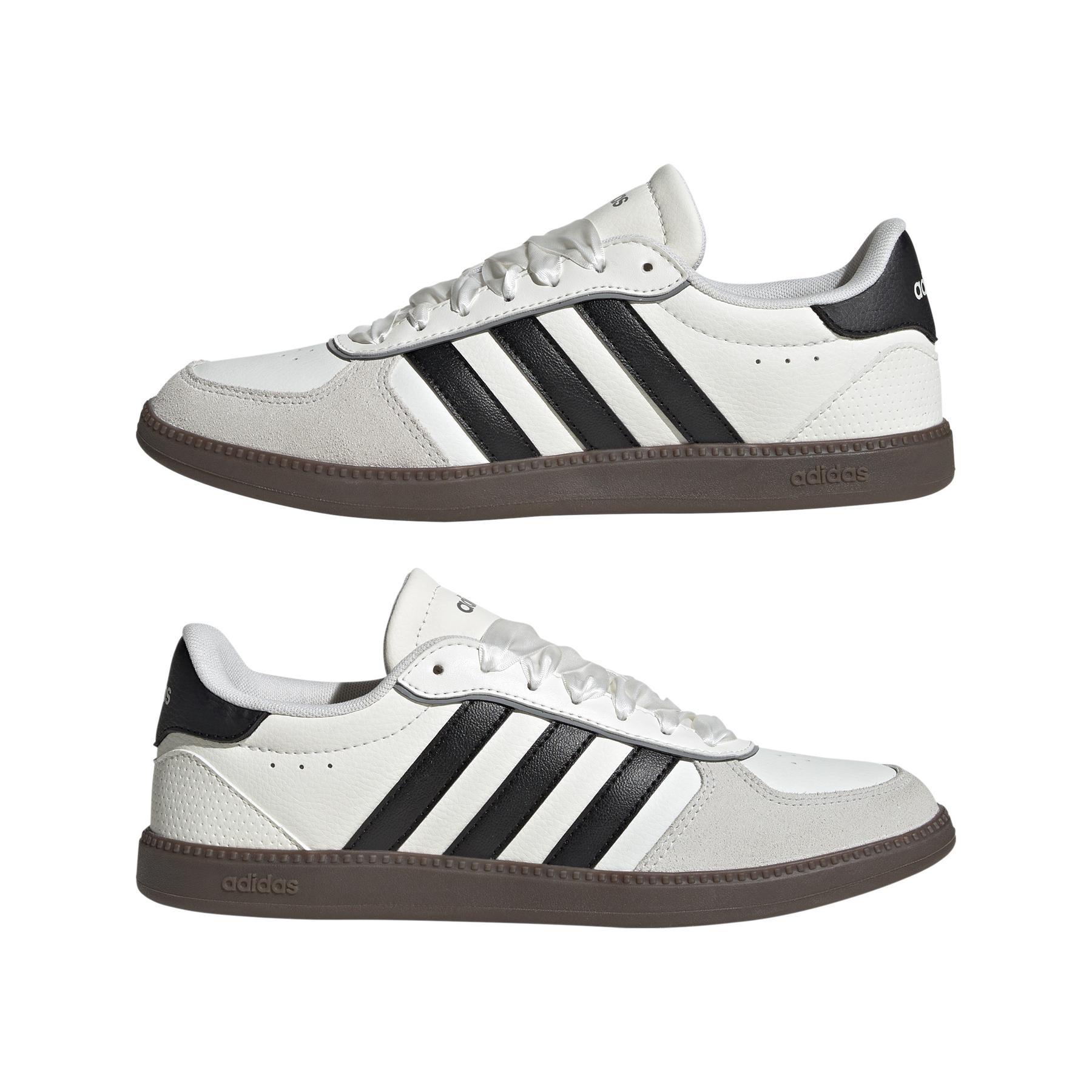 a/d/adidas-originals_jq8253_10_footwear_photography_mirrored_pair_view_white.jpg