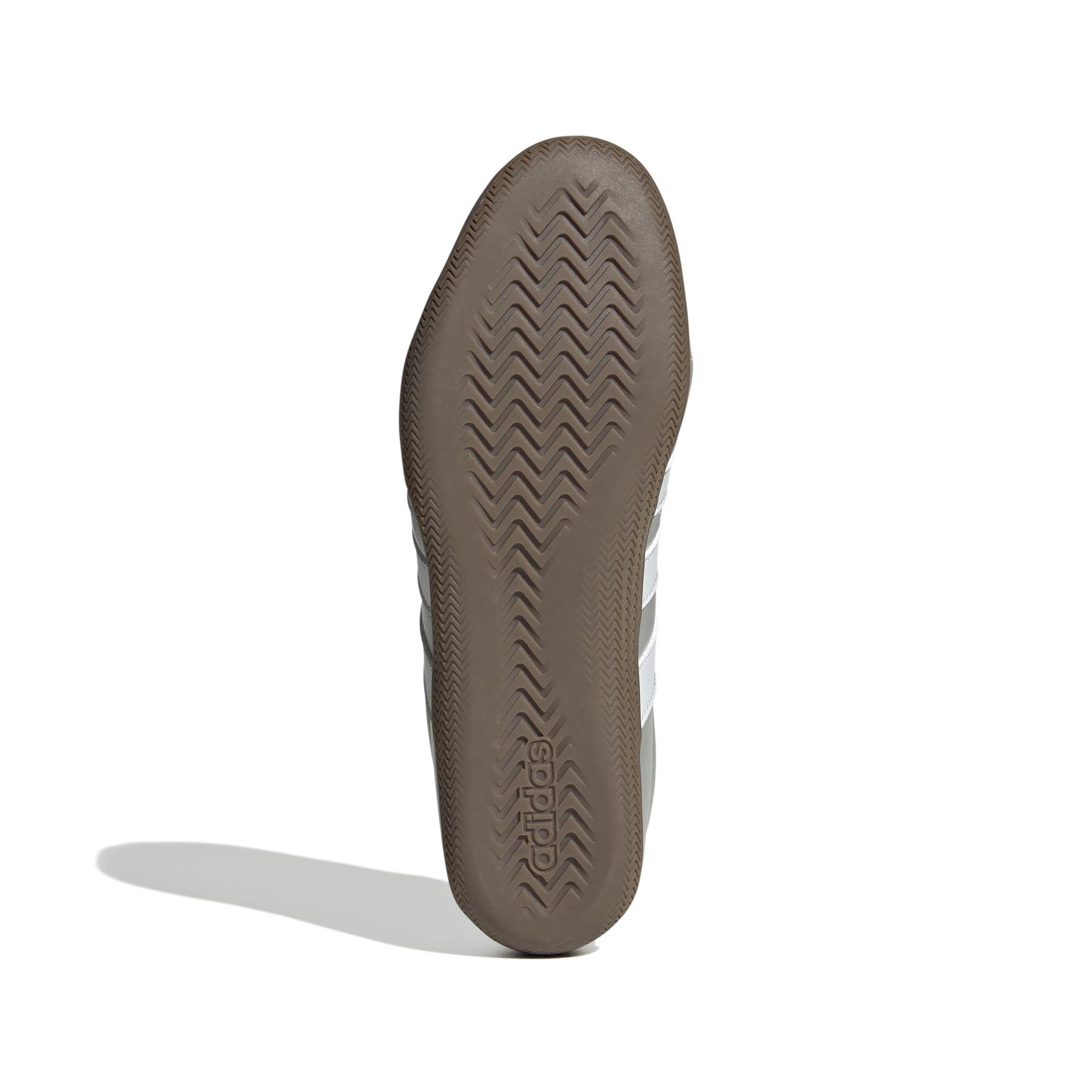 a/d/adidas-originals_jq9682_4_footwear_photography_bottom_view_white.jpg