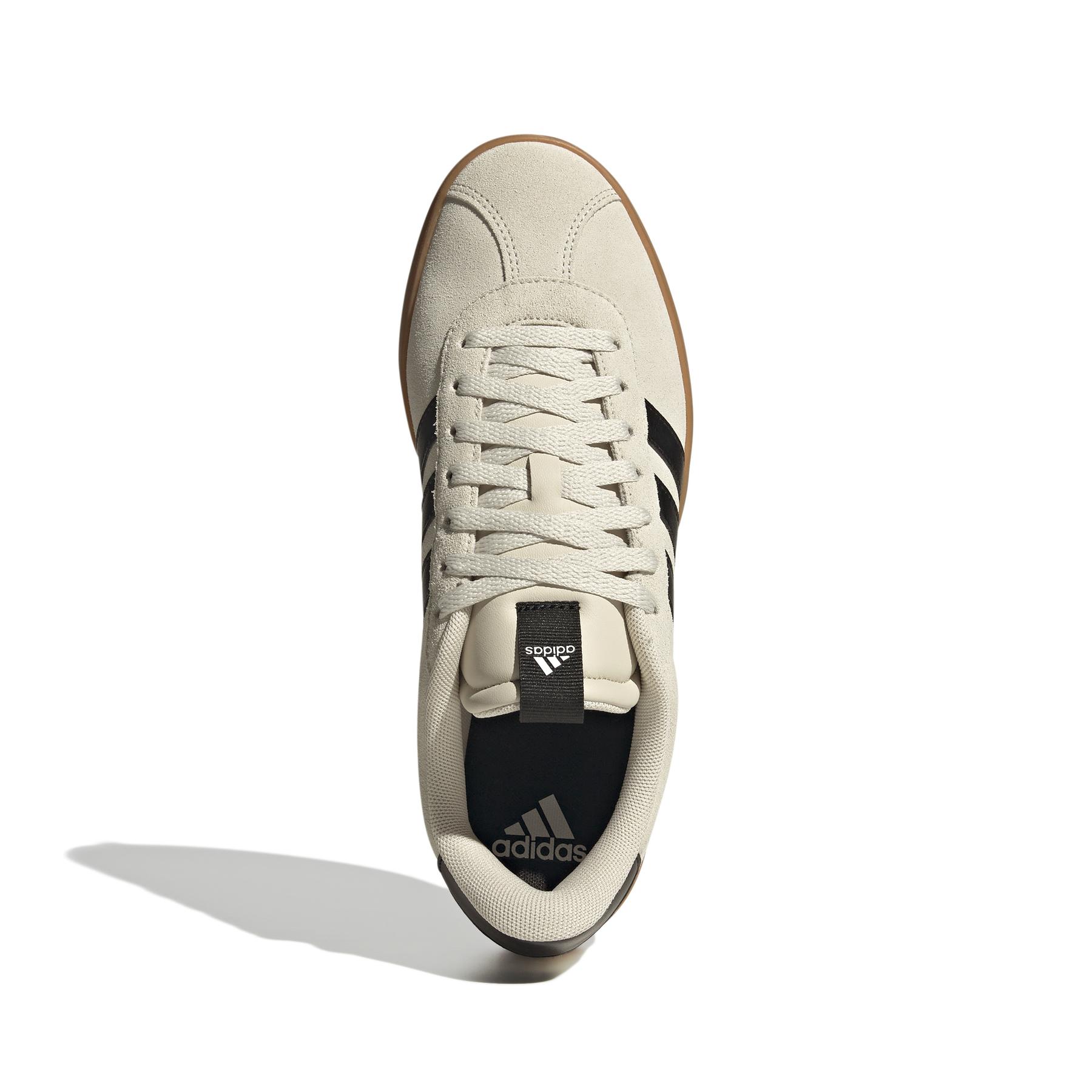 a/d/adidas-originals_jr2222_3_footwear_photography_top_portrait_view_white.jpg