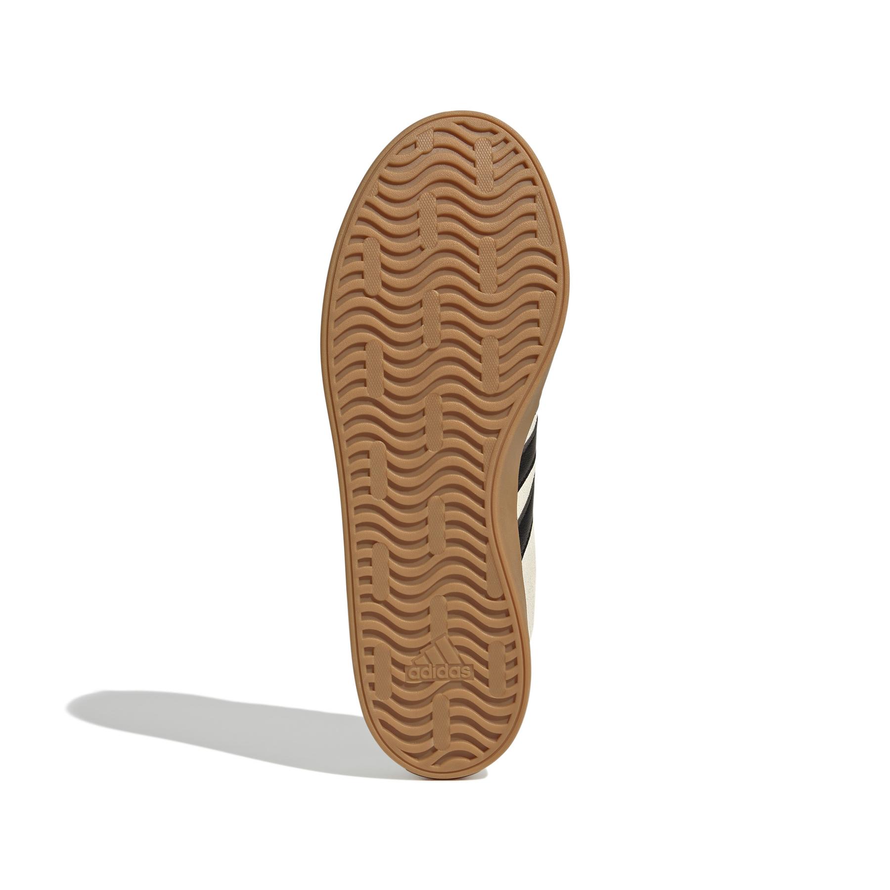 a/d/adidas-originals_jr2222_4_footwear_photography_bottom_view_white.jpg