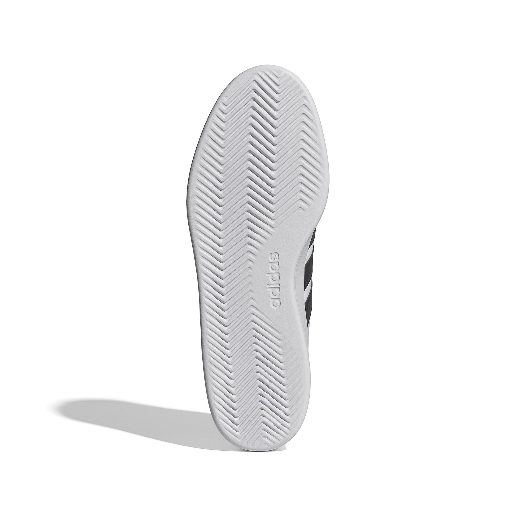 a/d/adidas-originals_jr3547_4_footwear_photography_bottom_view_white.jpg