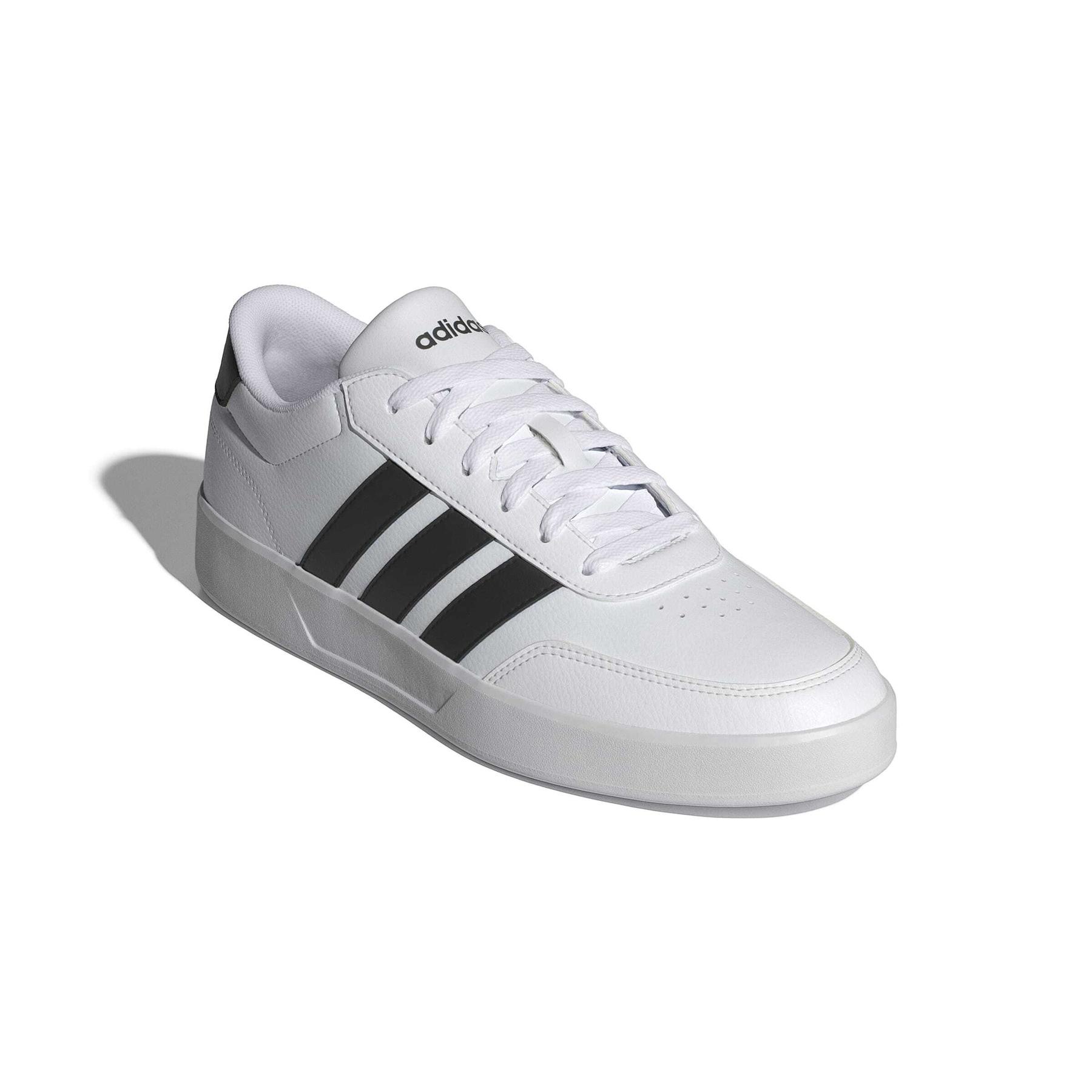 a/d/adidas-originals_jr3547_6_footwear_photography_front_lateral_top_view_white.jpg