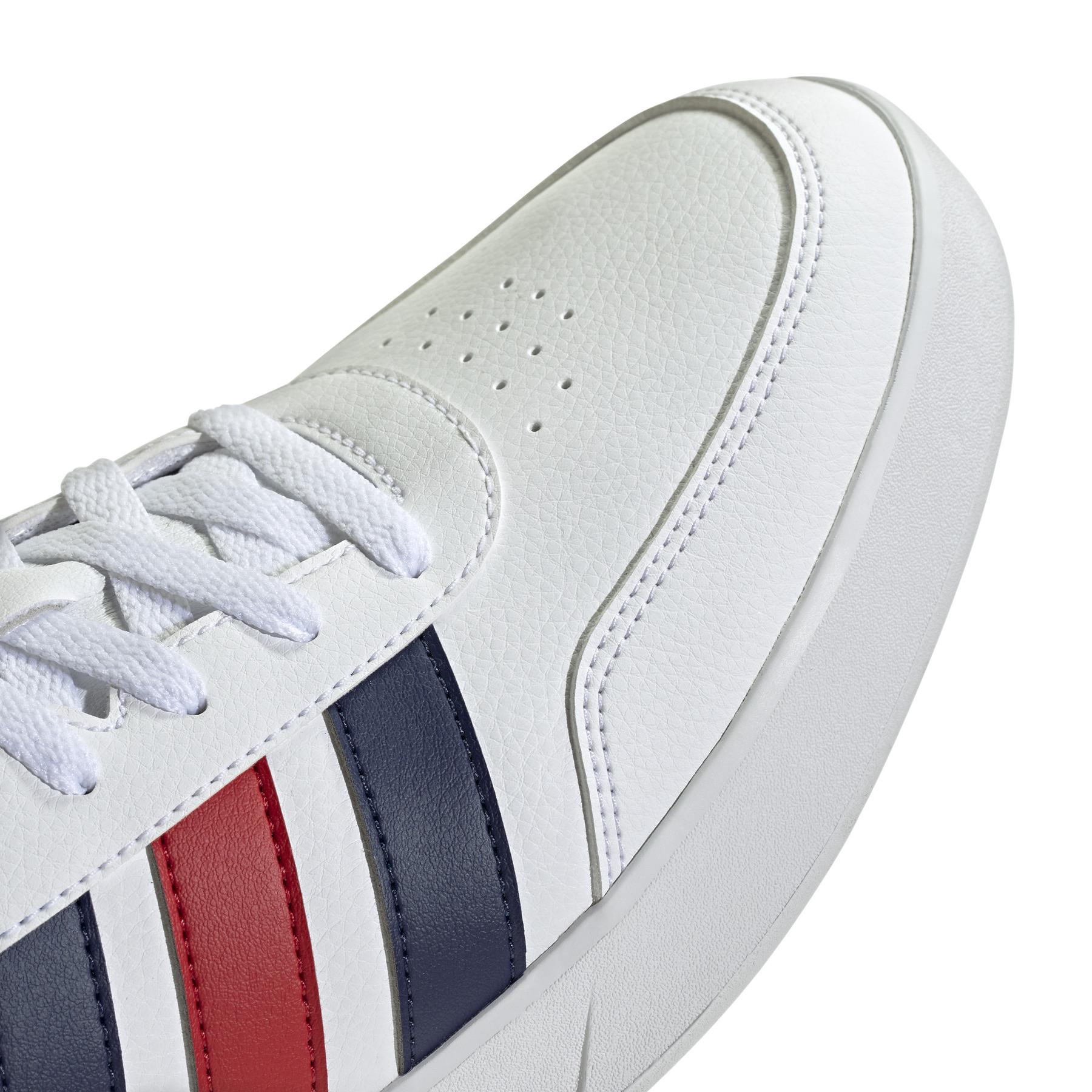 a/d/adidas-originals_jr3548_9_footwear_photography_detail_view_2_white.jpg